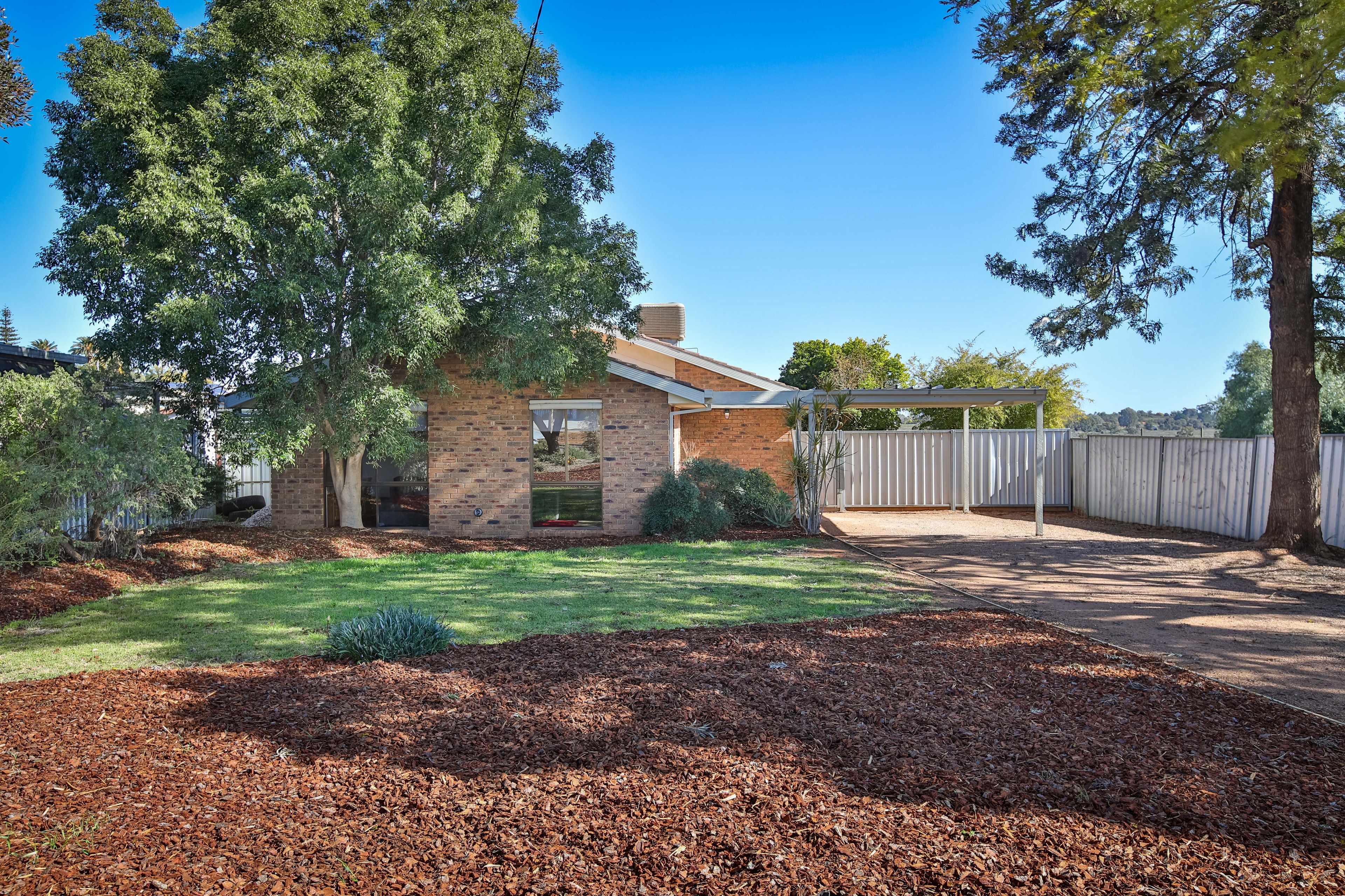 45 Main Avenue North, Merbein, VIC 3505