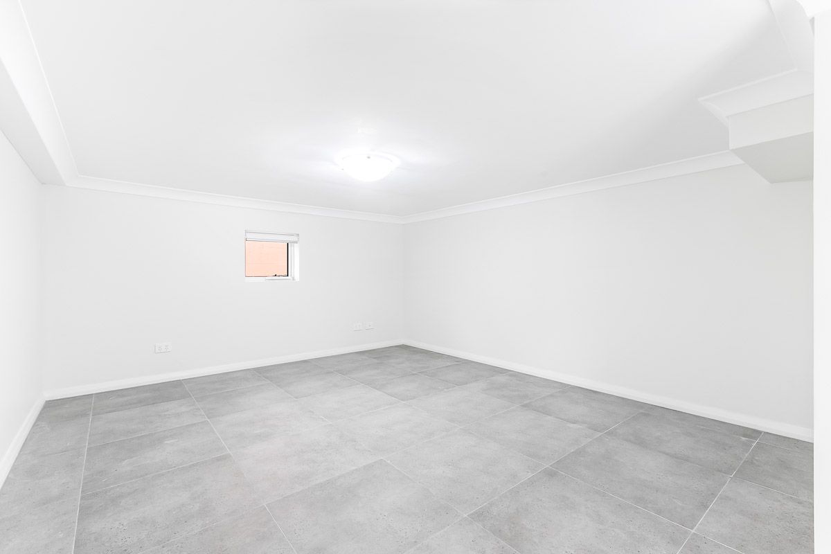 2/11a Moonbie Street, Summer Hill, NSW 2130