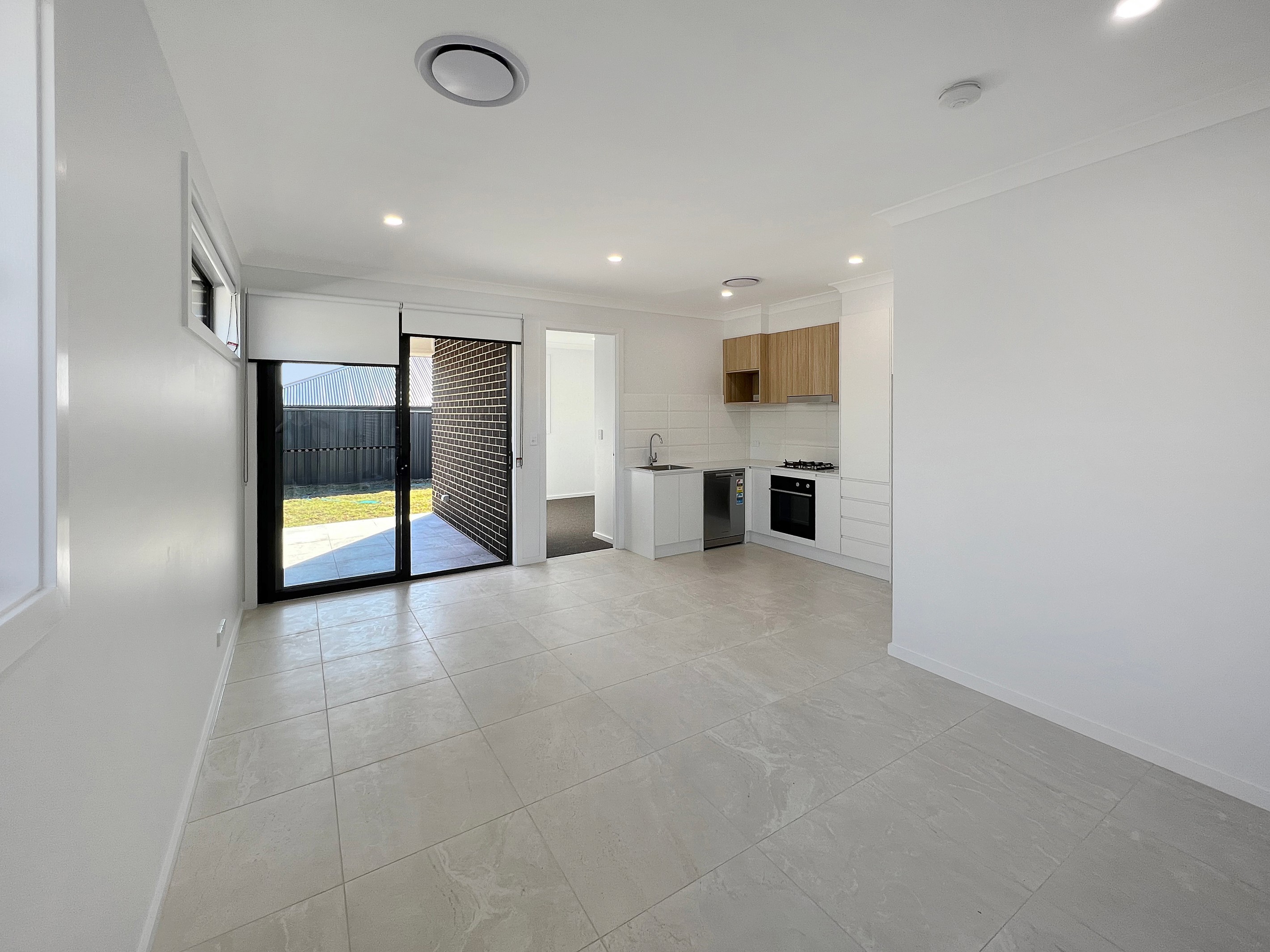 2/41 Ballyneal Crescent, Heddon Greta, NSW 2321