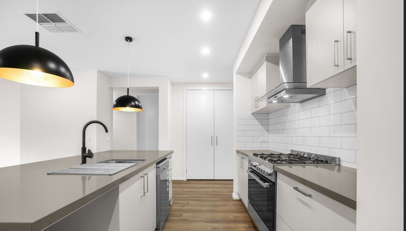 26 Luppino Street — photo 5 of 12