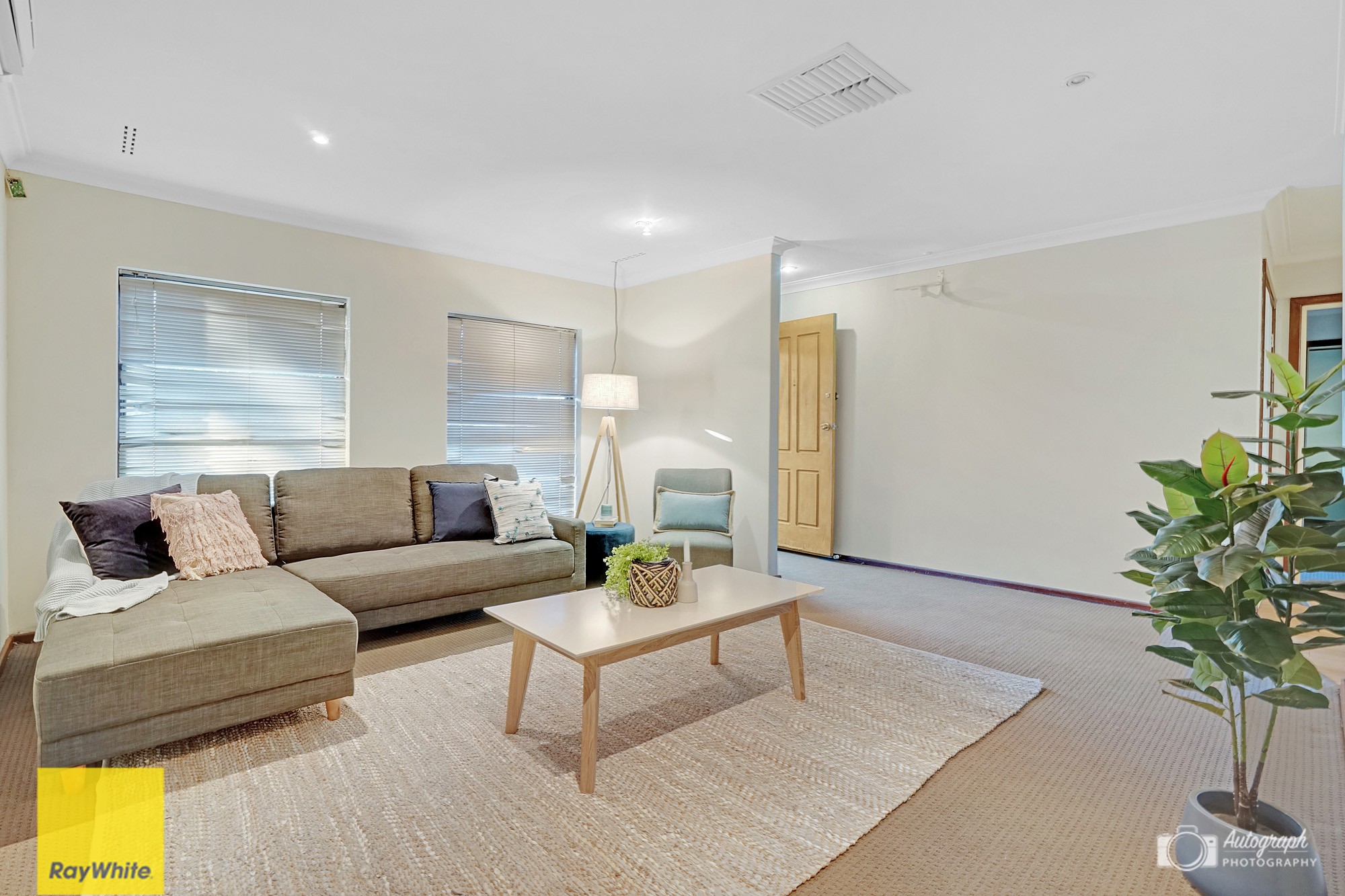 38 Nanovich Avenue, Girrawheen, WA 6064