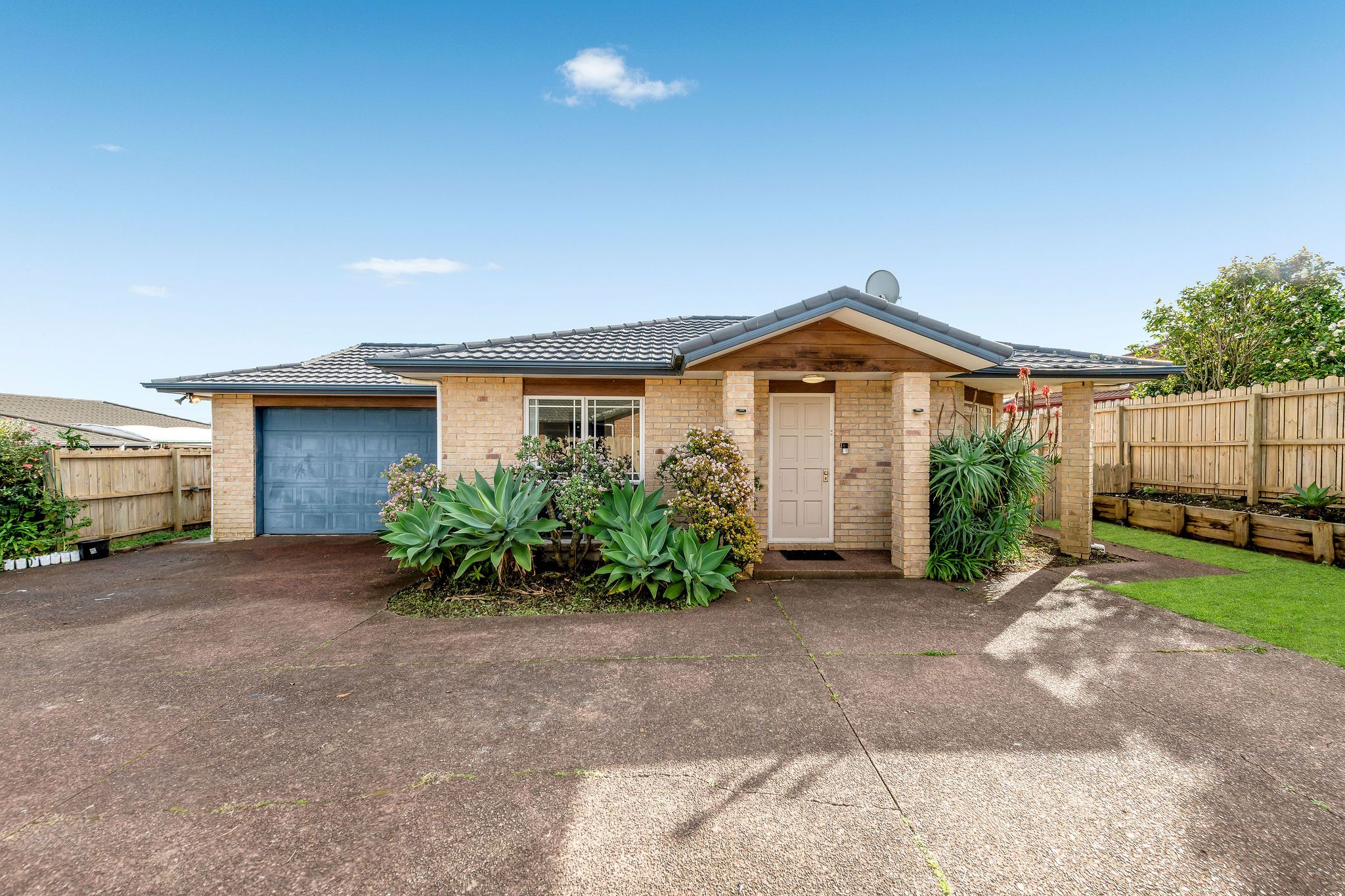 28 Farmdale Court, Flat Bush – Sold by Eric Wu Team Eric Wu Ray White