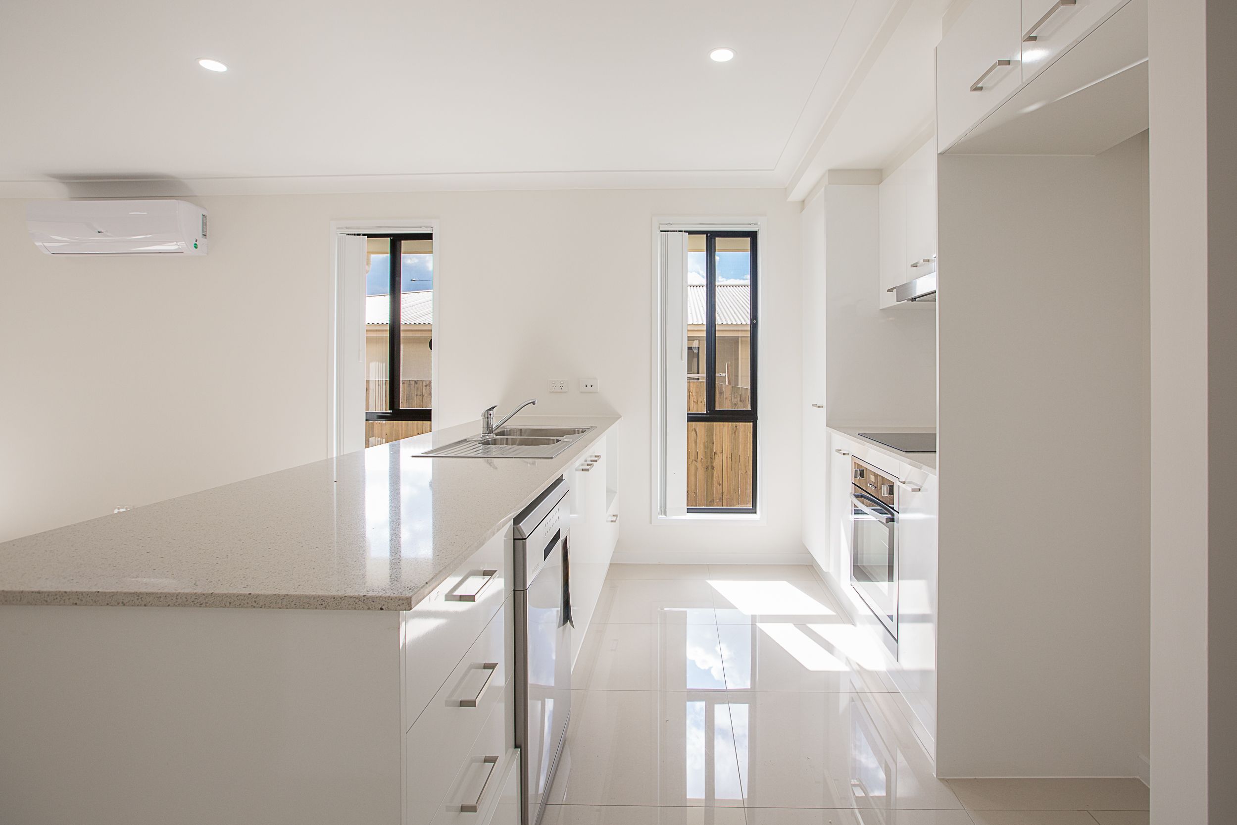 1/14 Cahill Crescent, Collingwood Park, QLD 4301