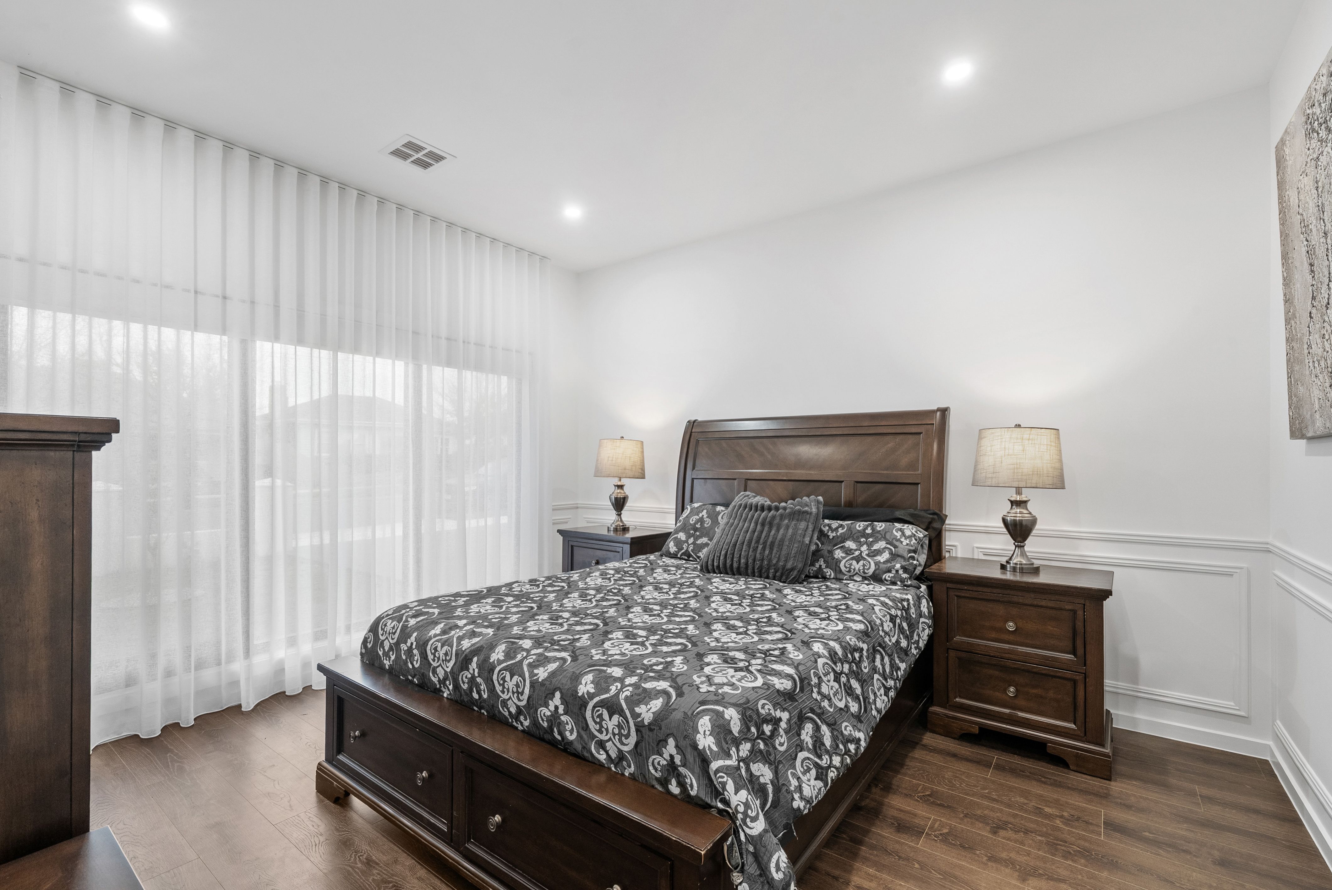 24 Derrick Street — photo 8 of 16