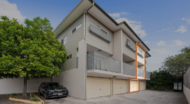 3/111-113 Short Street — photo from Ray White Marsden