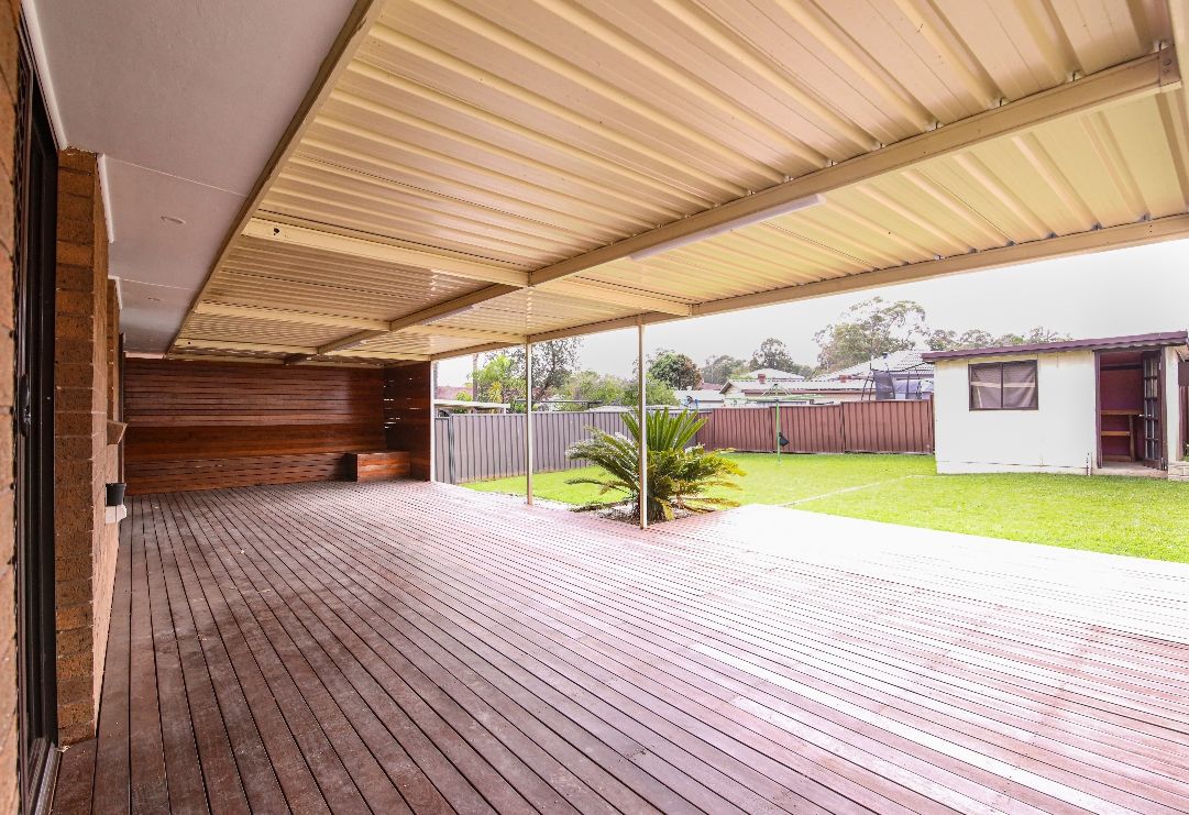 4 Cleeve Place, Cambridge Gardens, NSW