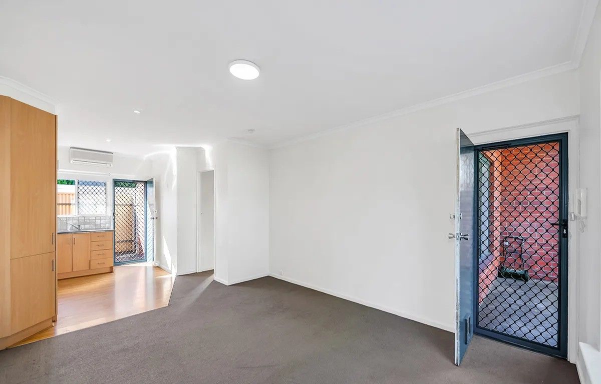 2/2A Morrell Street — photo 6 of 14