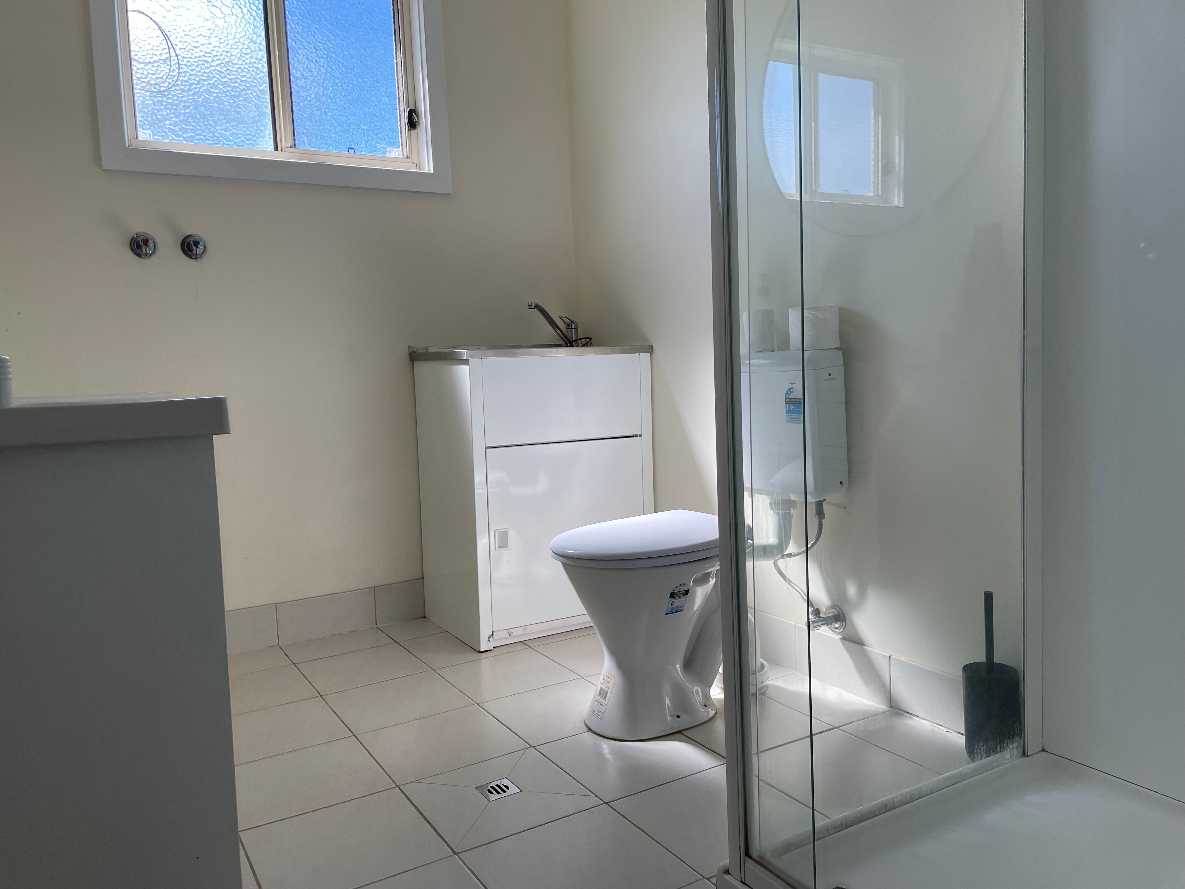 2033 Gerogery Road — photo 4 of 5