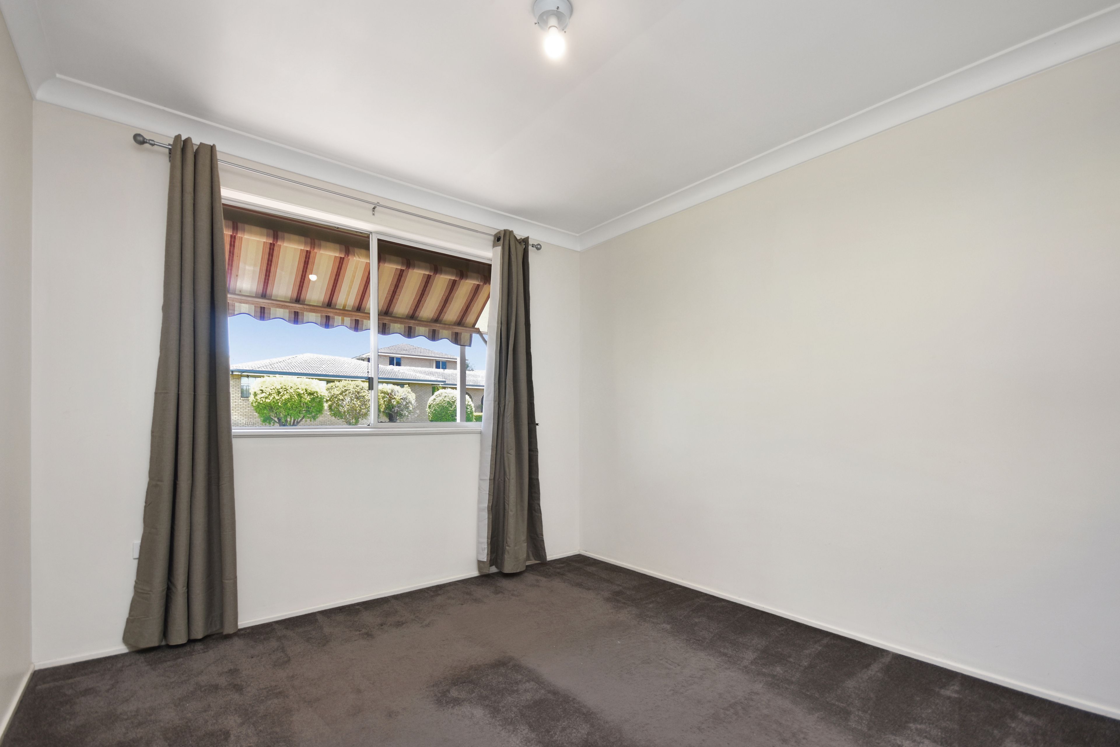 3 Kurrajong Street — photo 9 of 13