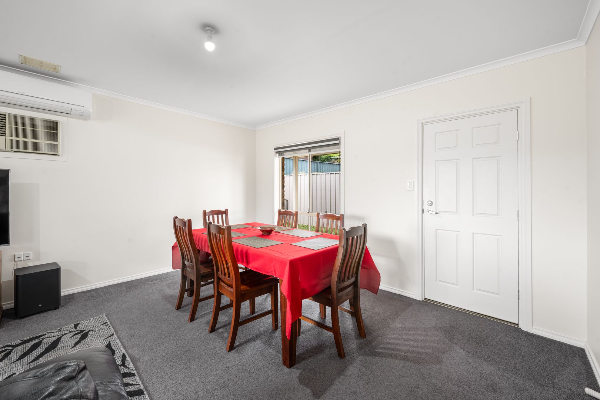 2/11 Sinclair Street — photo 6 of 14