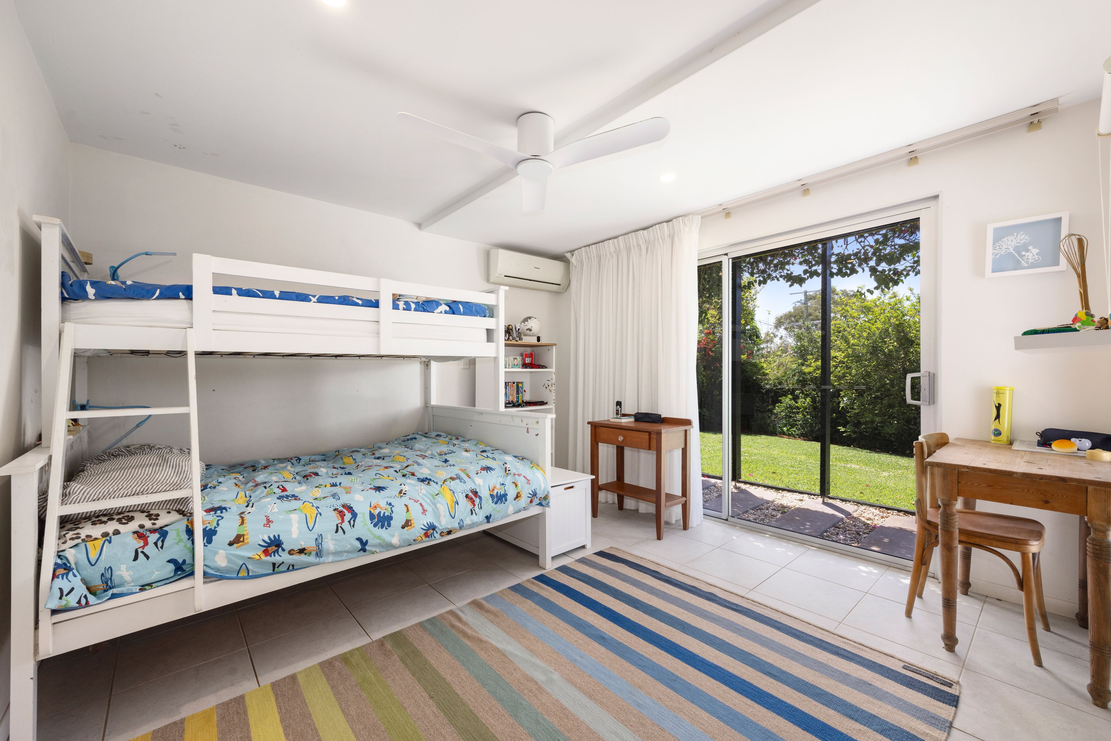 12 Yindi Street — photo 15 of 27