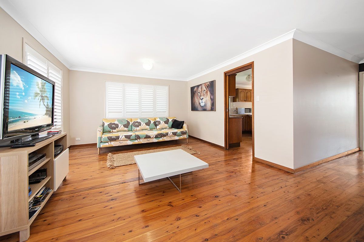 8 Brushwood Drive, Alfords Point, NSW 2234