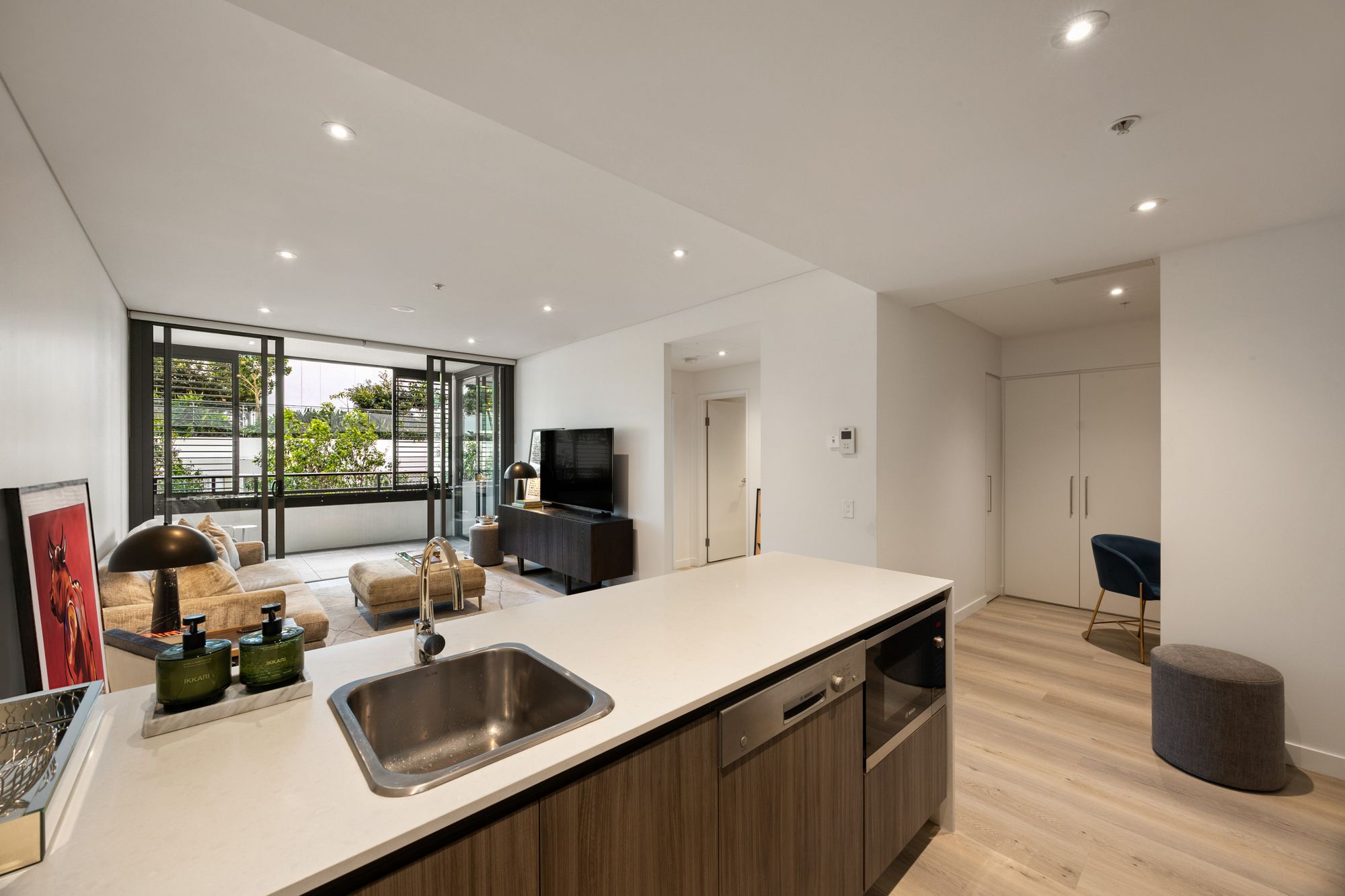 2051/48 Skyring Terrace — photo 7 of 16