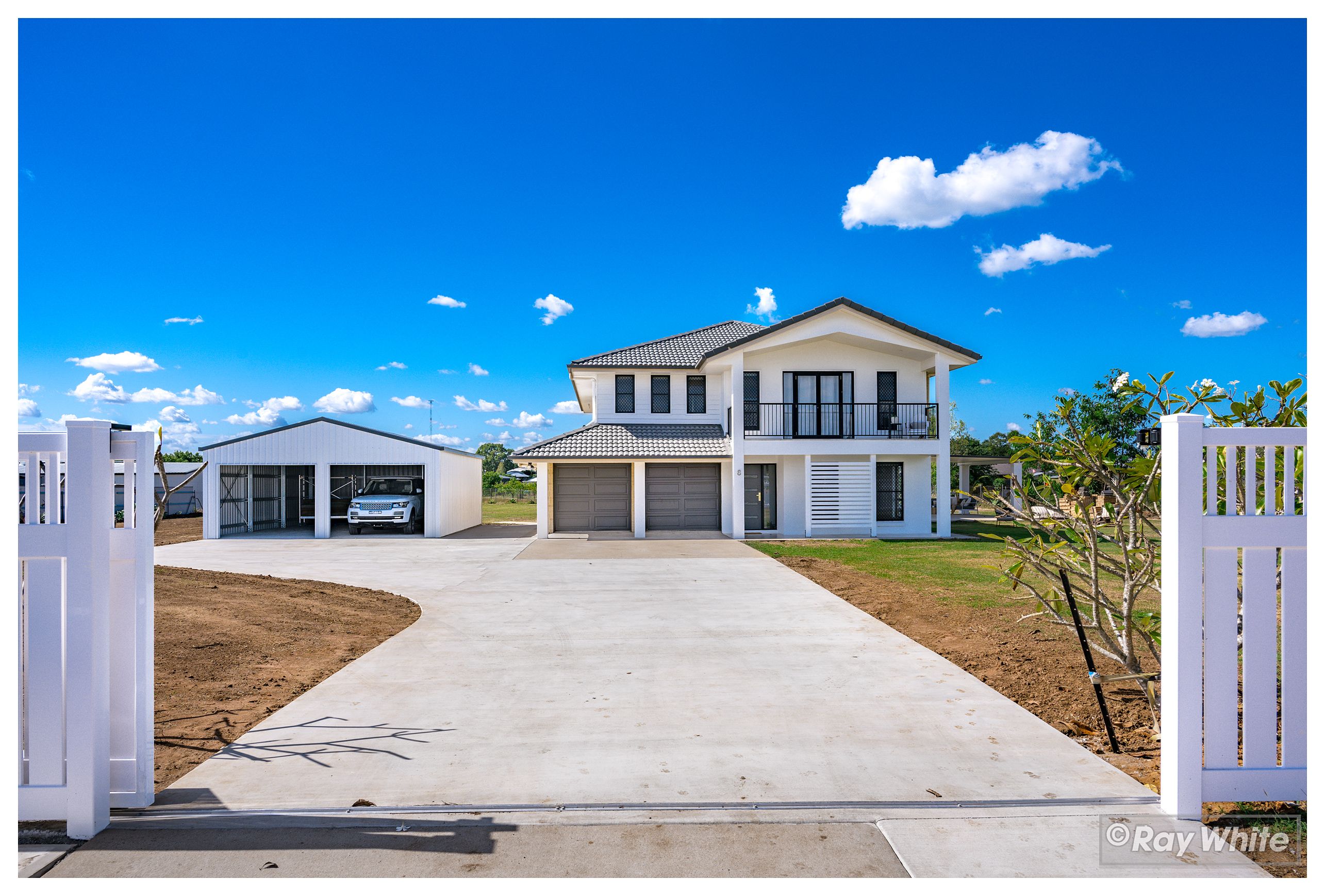 8 Robertson Road, Gracemere, QLD 4702