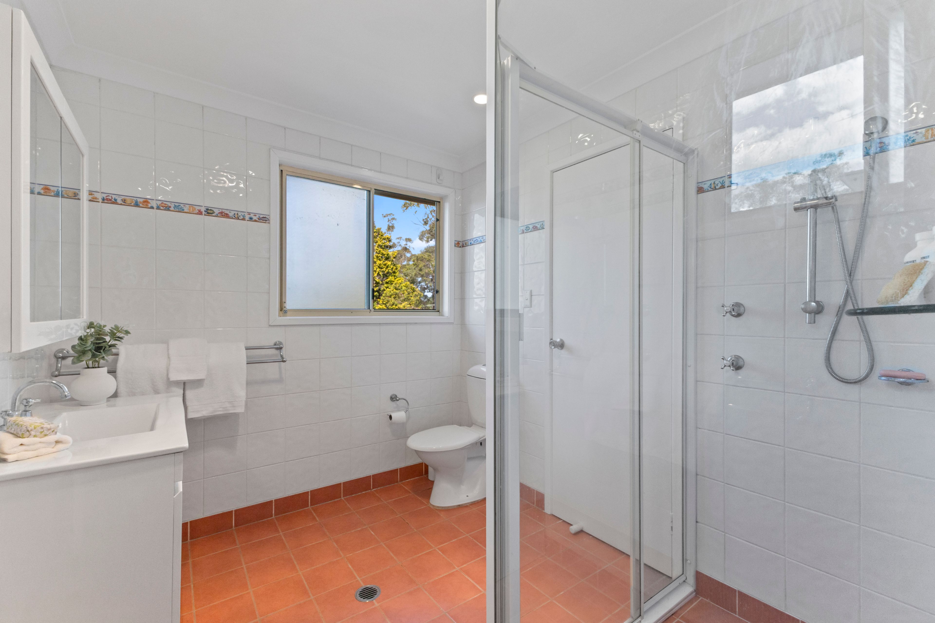 41 Kooringal Avenue — photo 8 of 11
