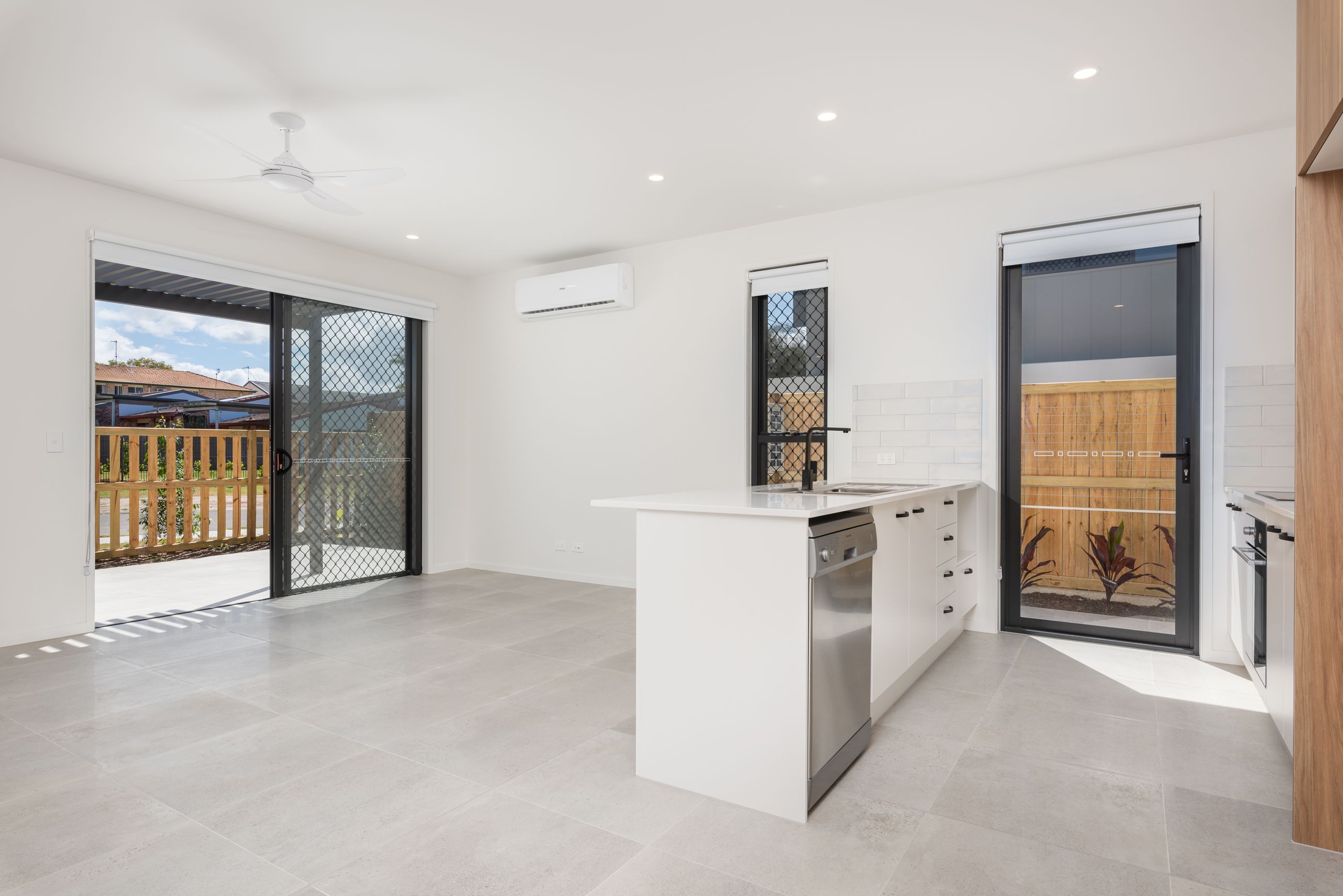 1/6 Aragorn Street, Maroochydore, QLD 4558