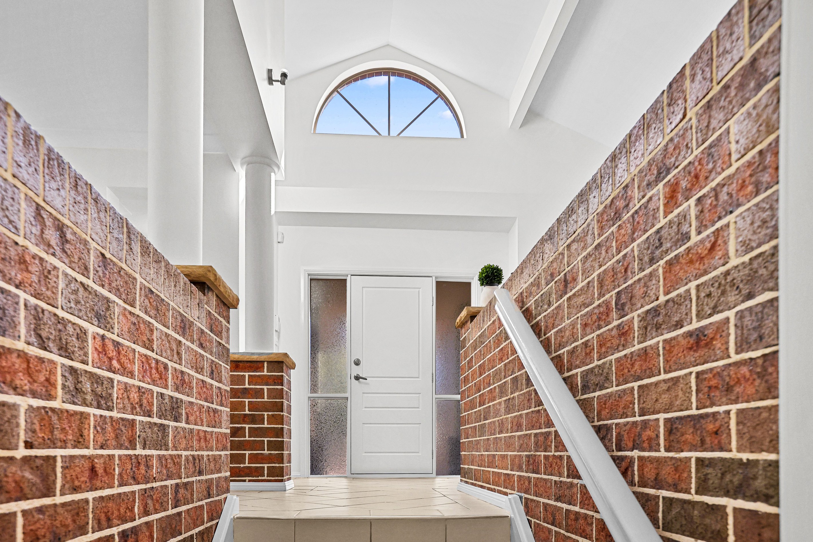 10 Spring Mill Avenue, Rouse Hill, NSW 2155