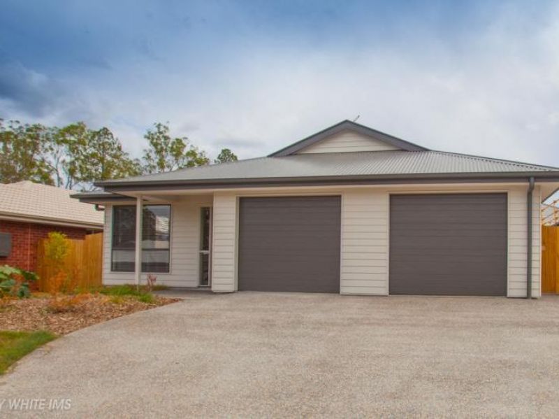 11B Greenpark Drive, Crestmead, QLD 4132