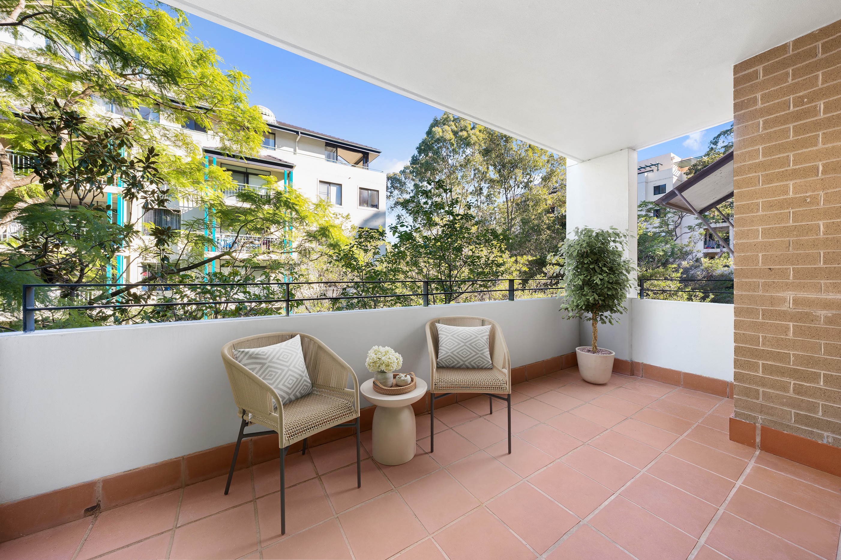 202/6-8 Freeman Road, Chatswood, NSW 2067