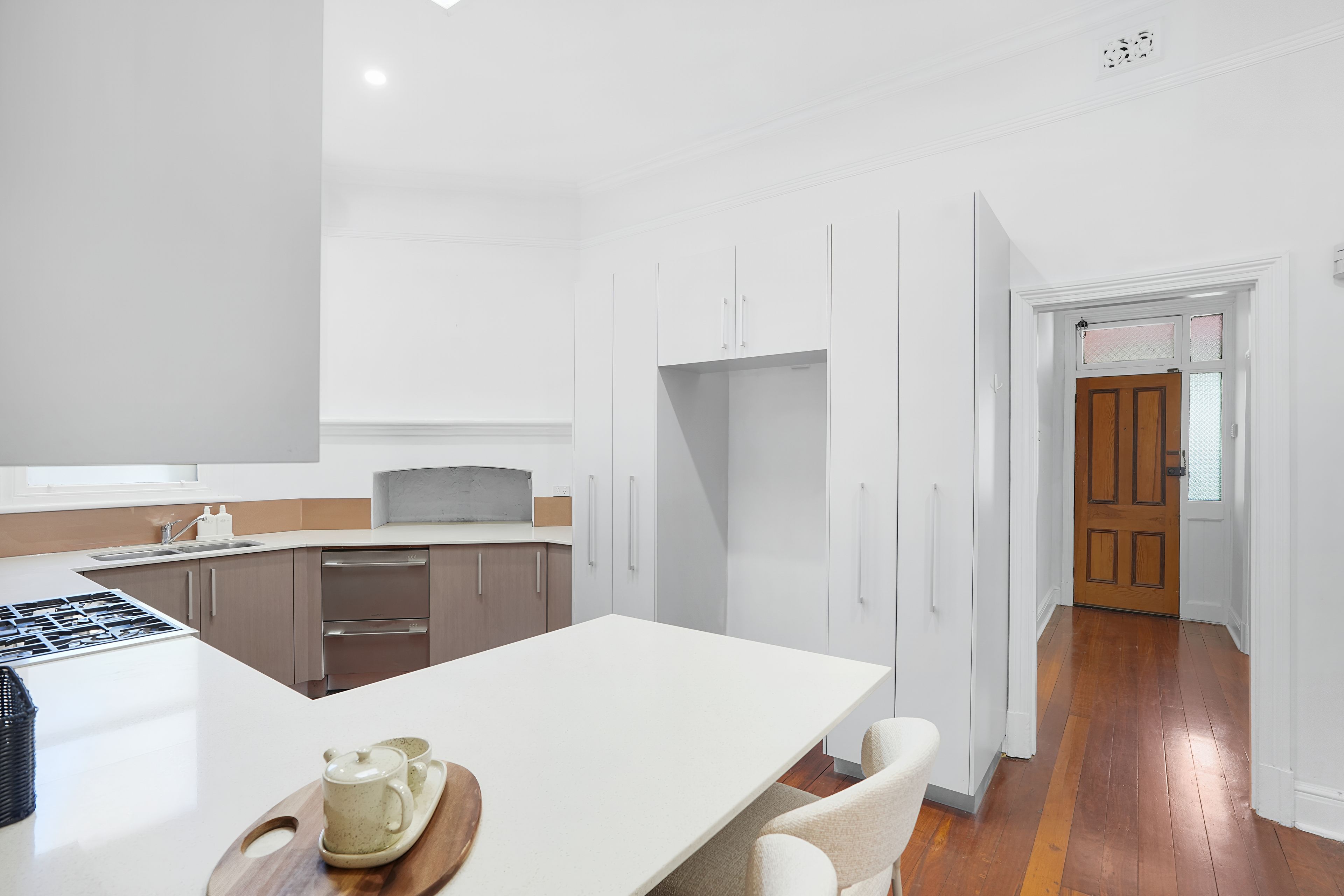 245 Loftus Street — photo 17 of 30