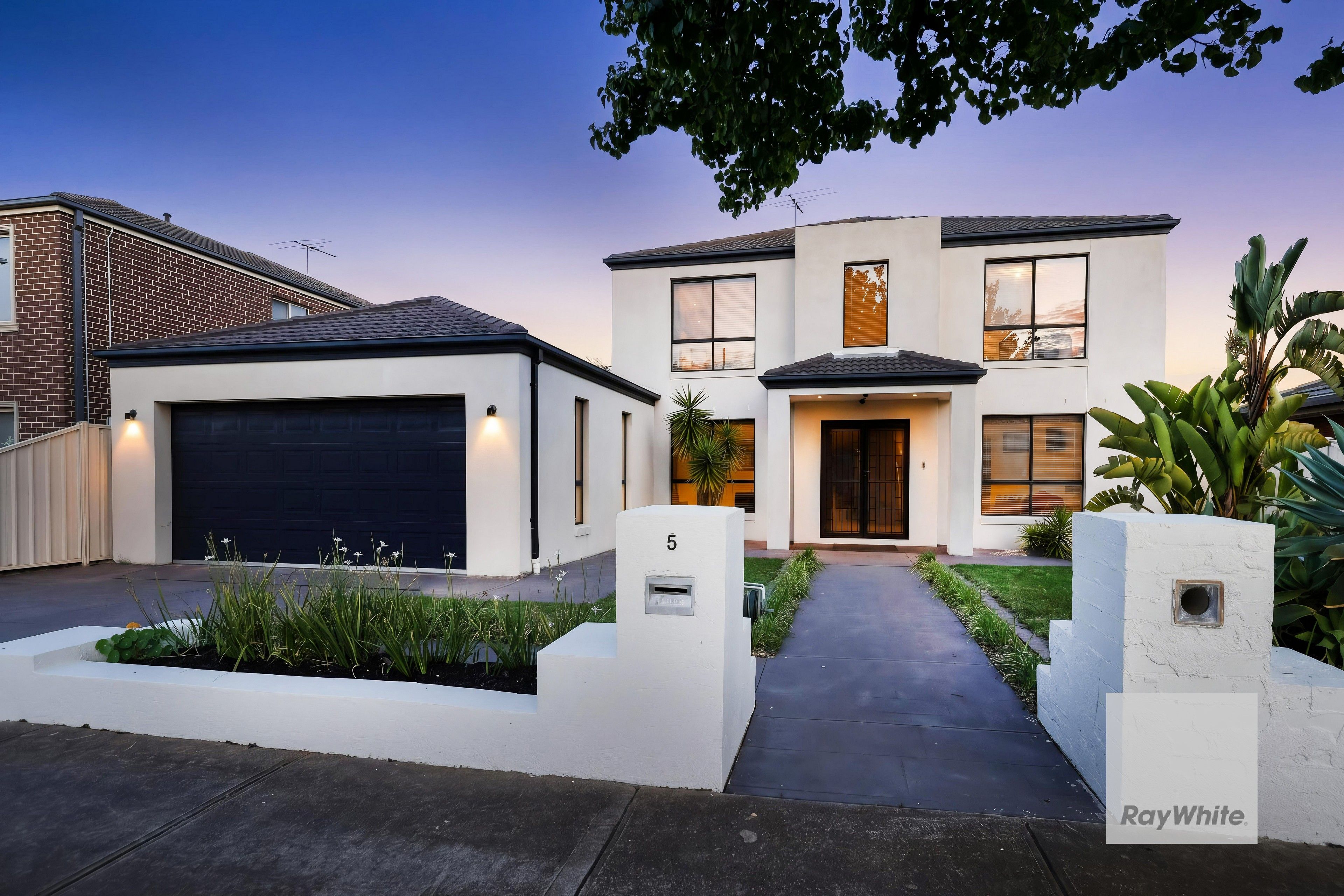 5 Burnley Grove — photo from Ray White Caroline Springs