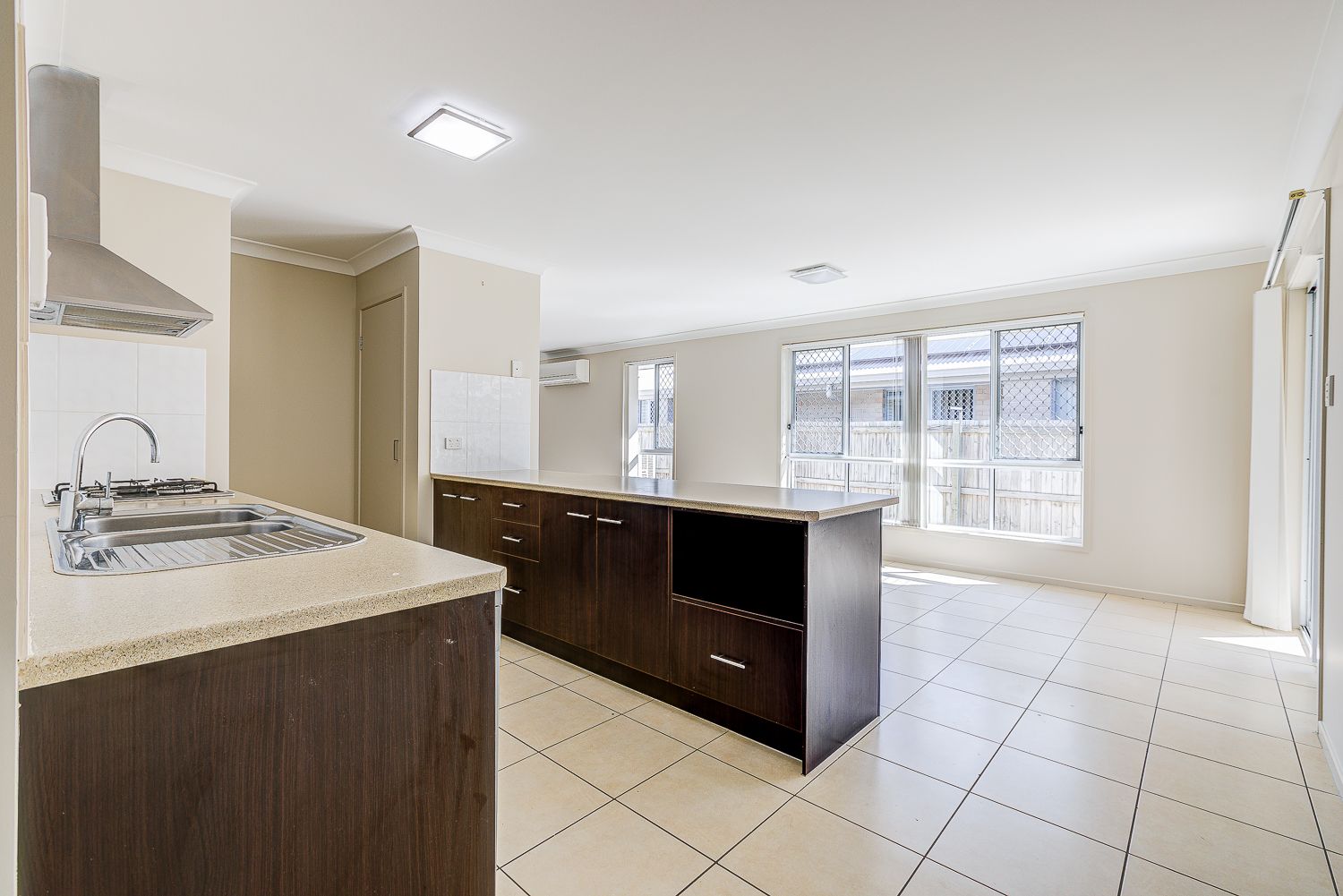40 Mitchell Street — photo 6 of 13
