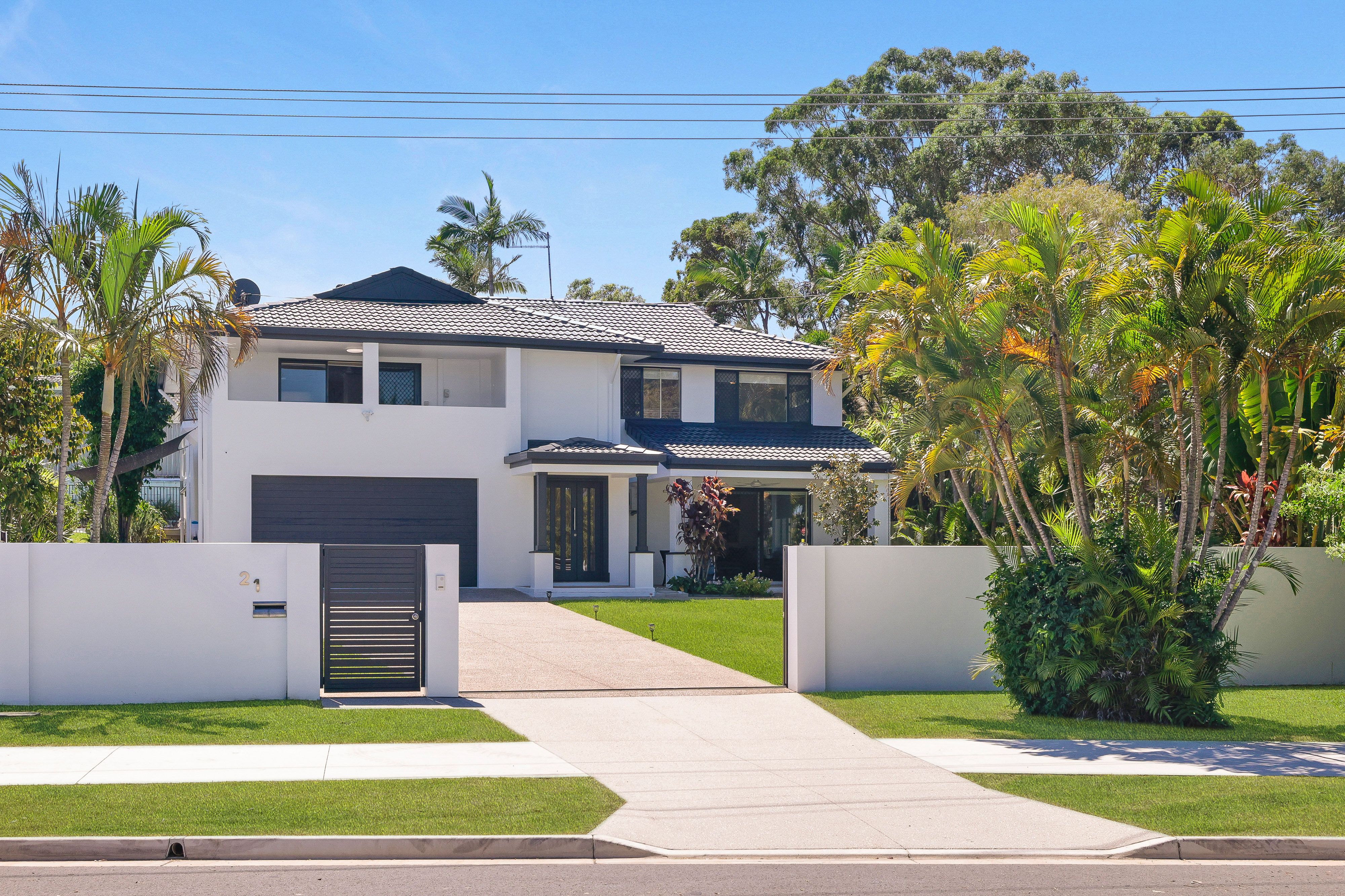 21 Cotlew Street, Southport, QLD 4215