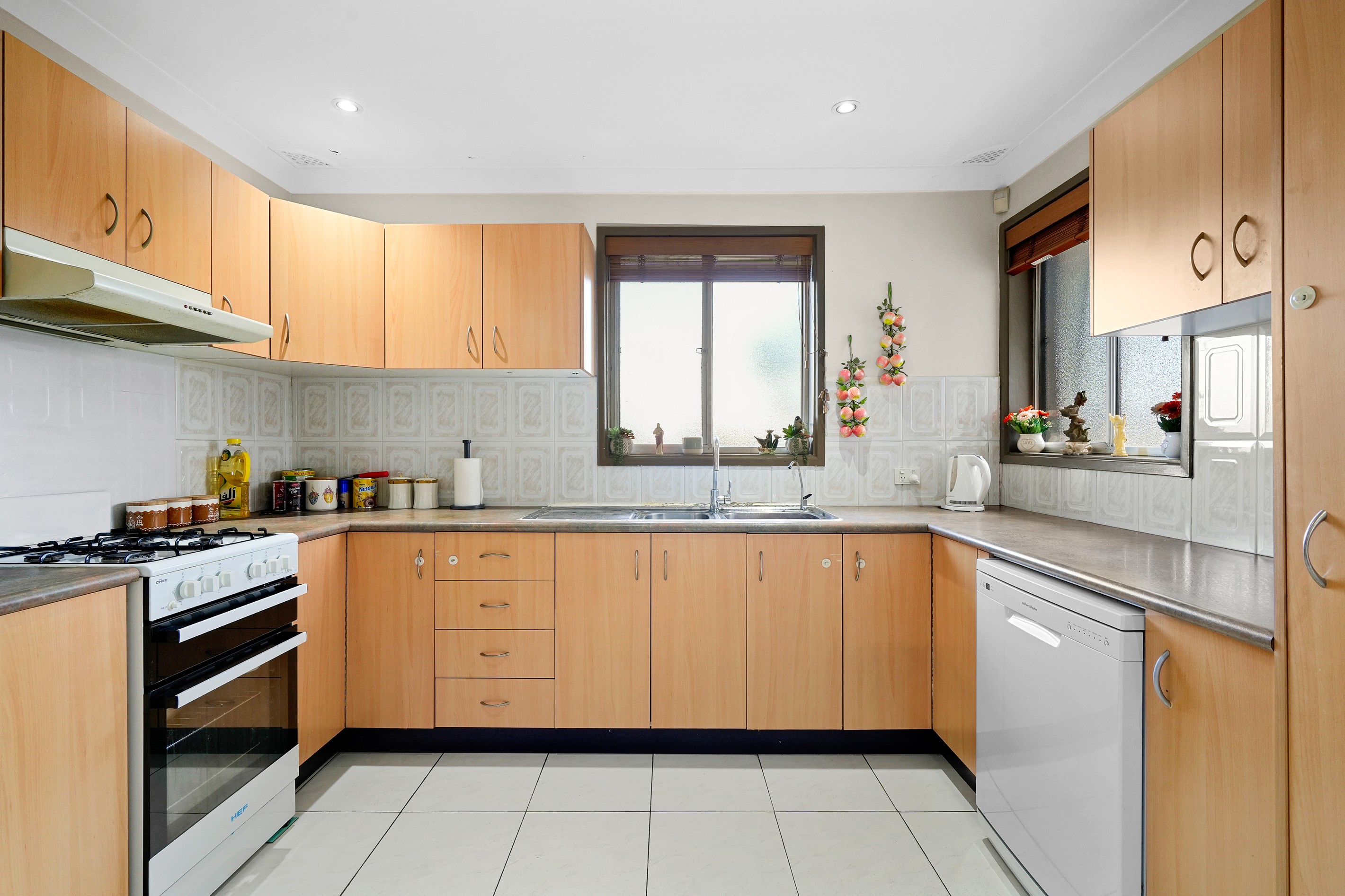 1 Huddleston Street, Colyton, NSW 2760