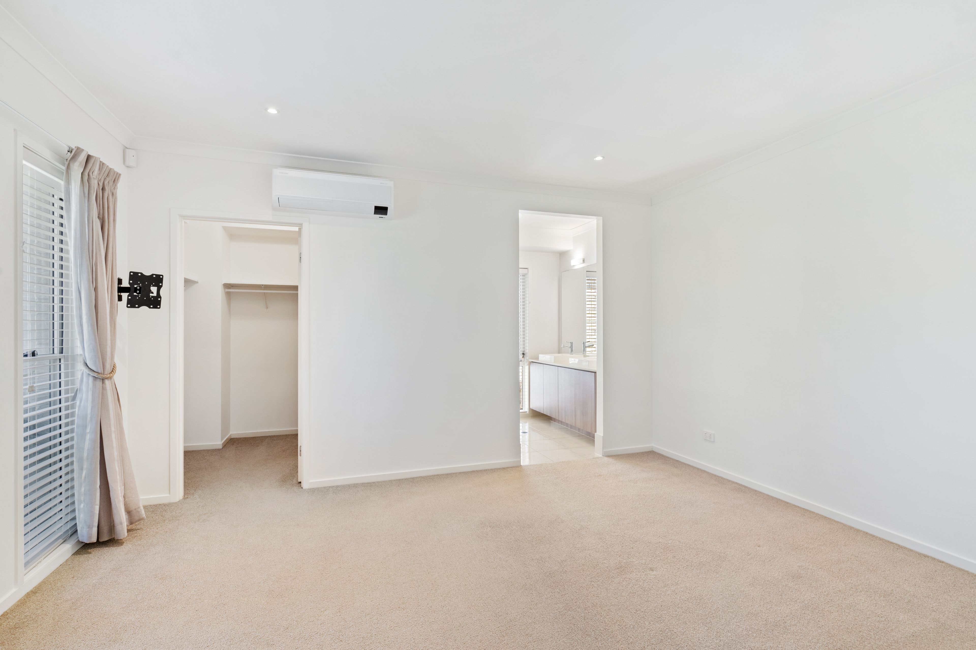 48 Gardenia Circuit, Heathwood, QLD 4110