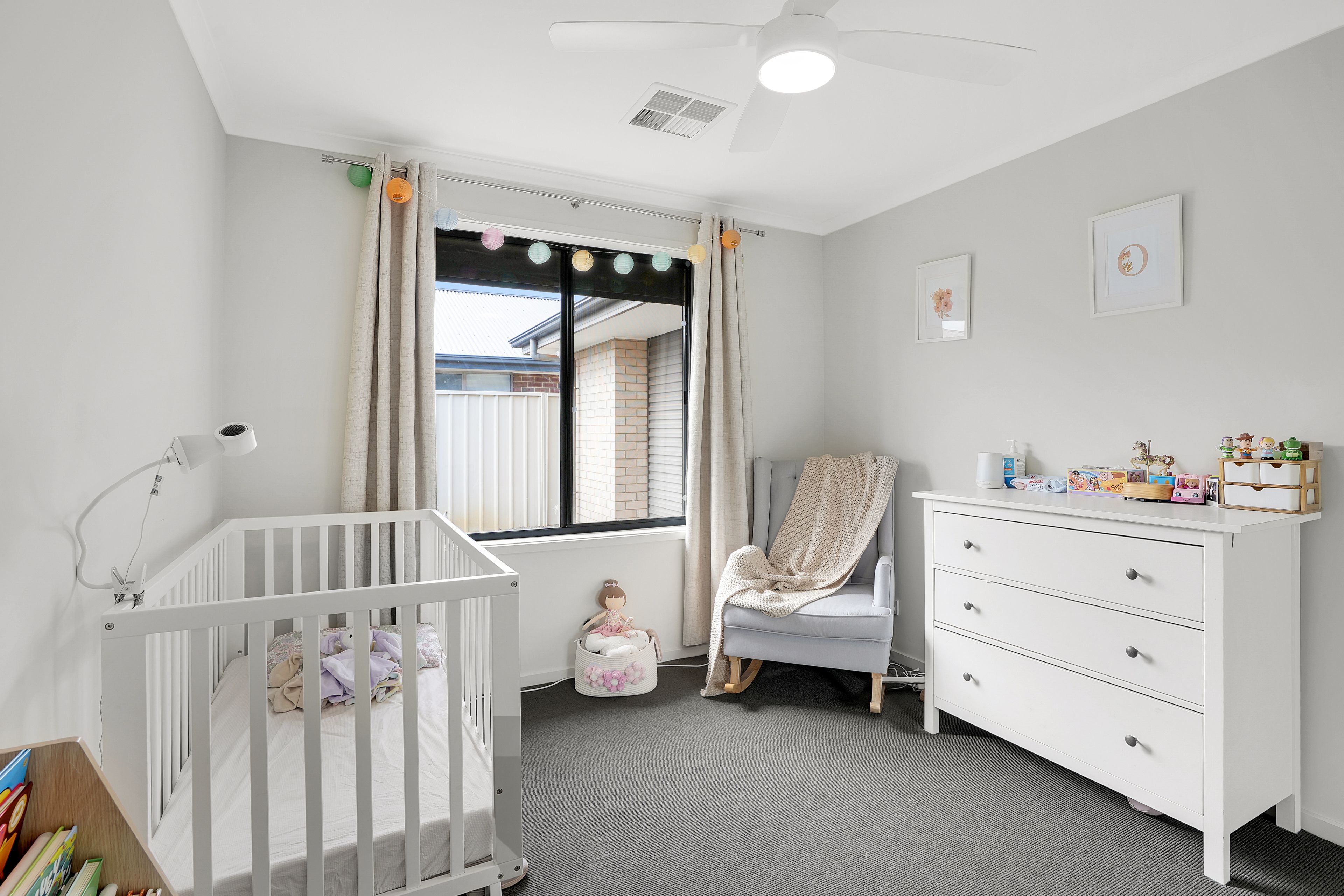 6 Chapel Road — photo 4 of 14