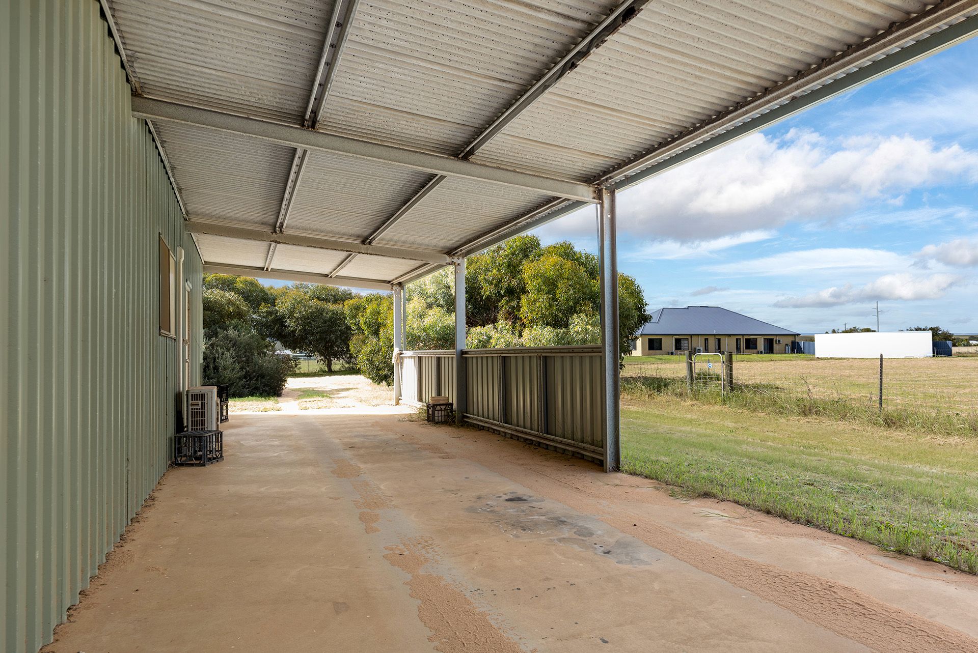 2 Peppin Place — photo 8 of 16