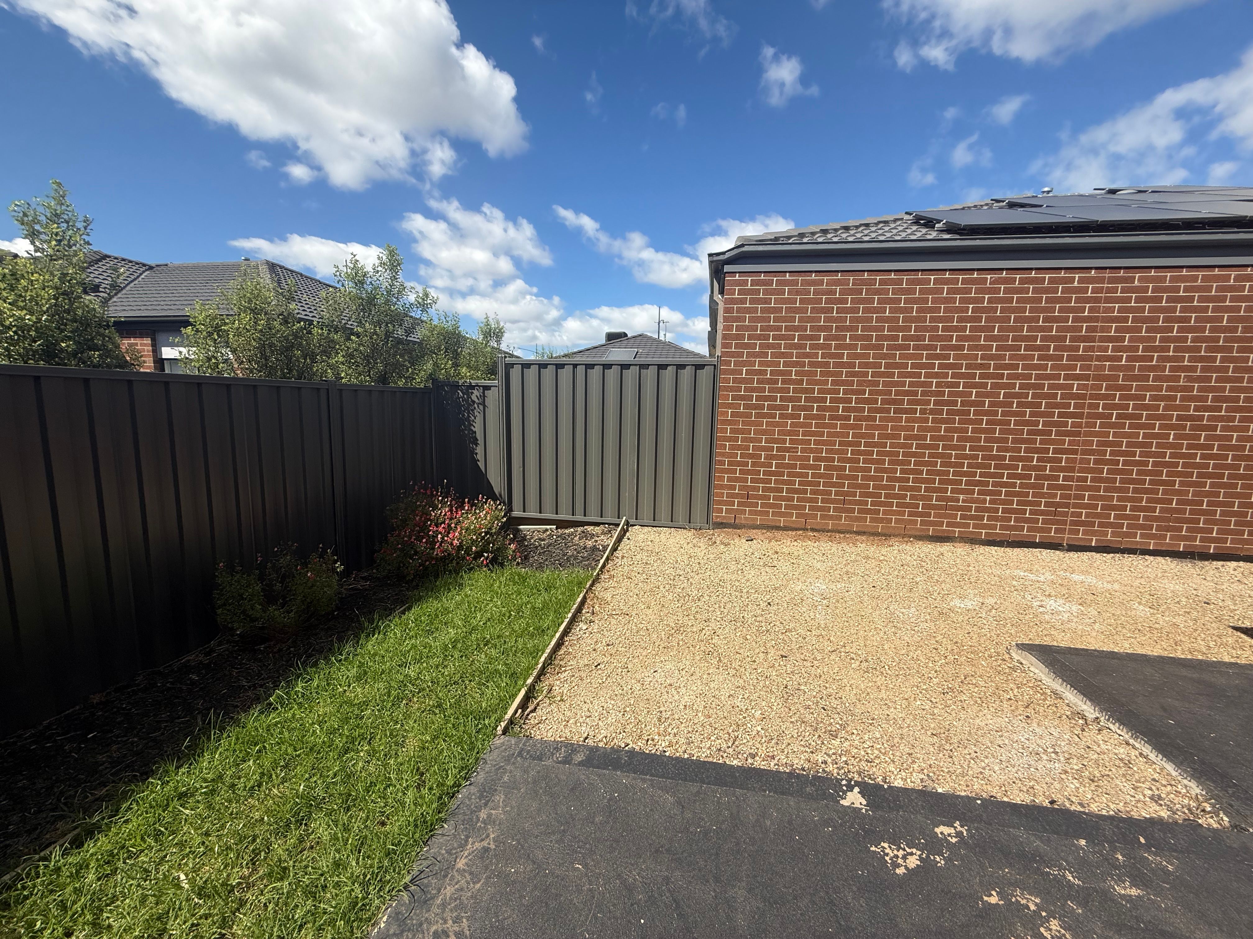 6 Pedirka Road — photo 14 of 16