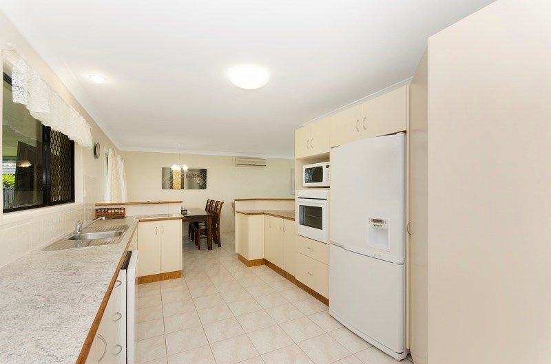 27 Catalonia Street, Kirwan, QLD 4817