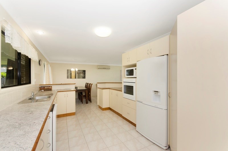 27 Catalonia Street, Kirwan, QLD 4817