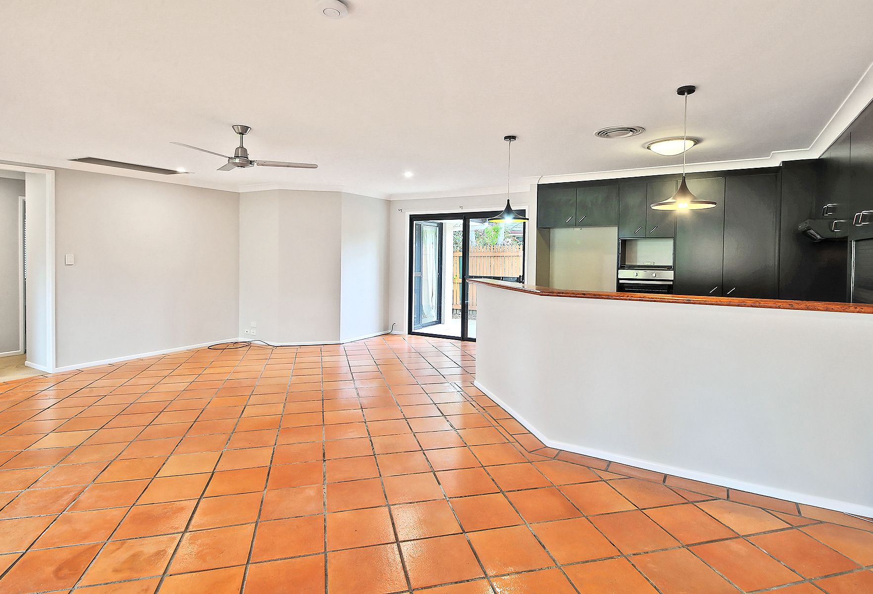 10 Lydstep Court, Carindale, QLD 4152