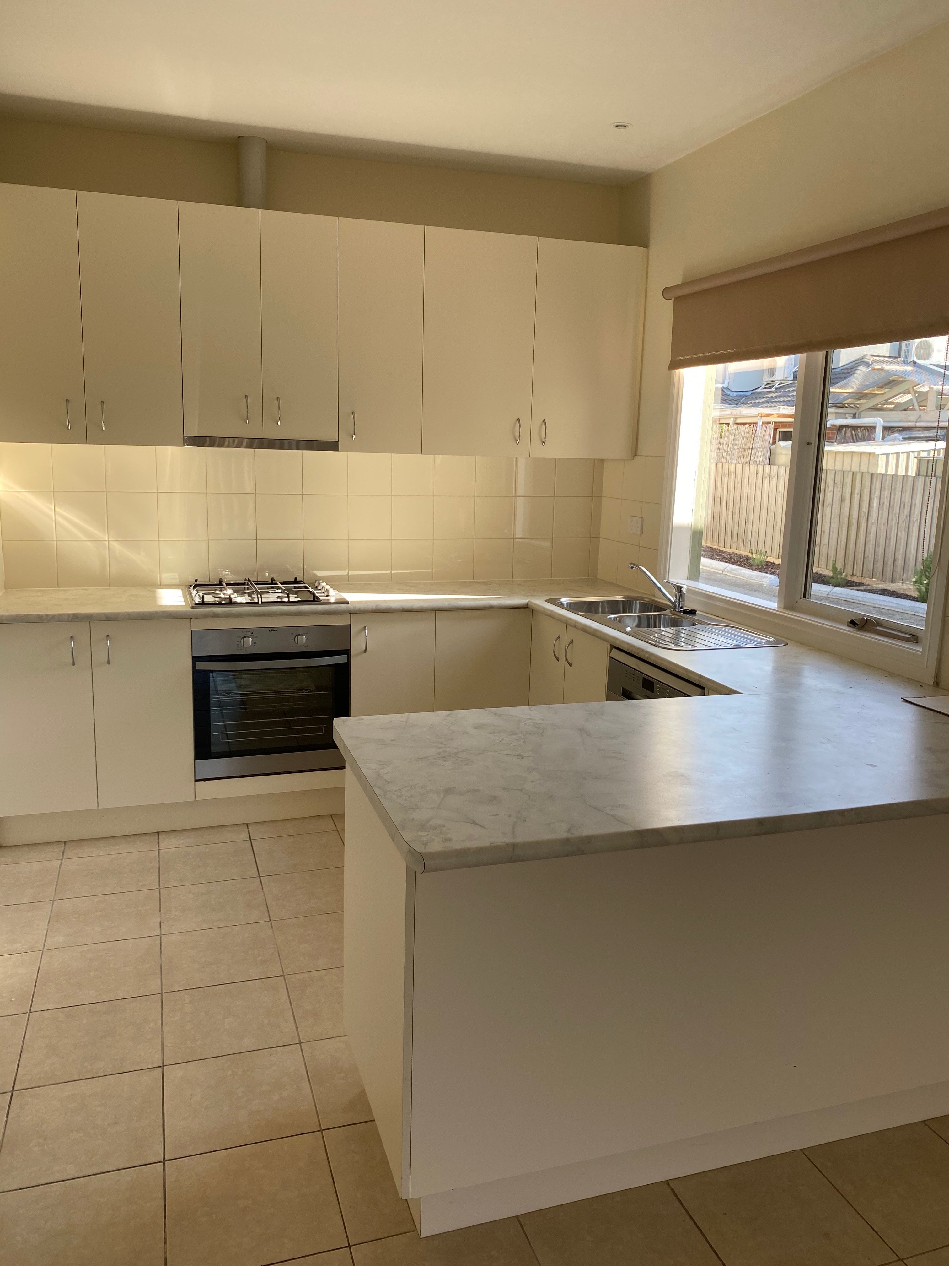 2/2 Jason Street, Oakleigh South, VIC 3167