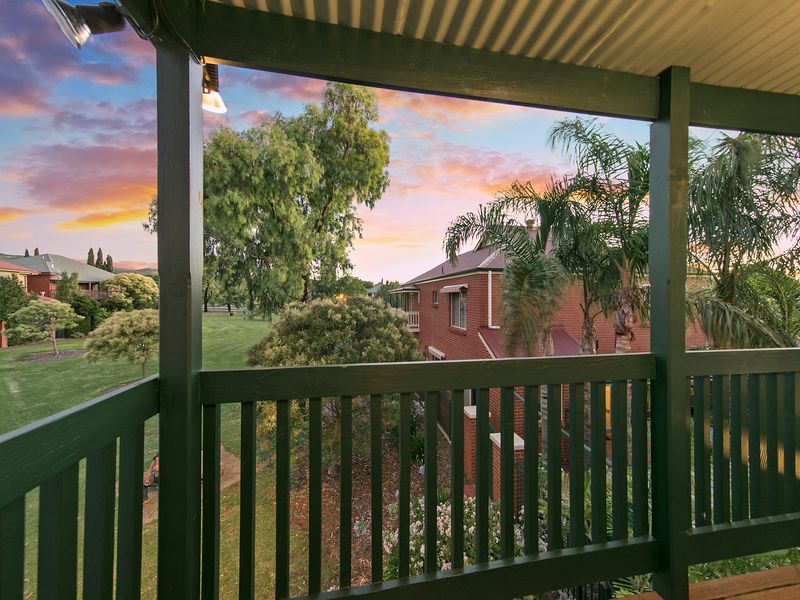 9 Thiele Grove, Kensington Park, SA 5068