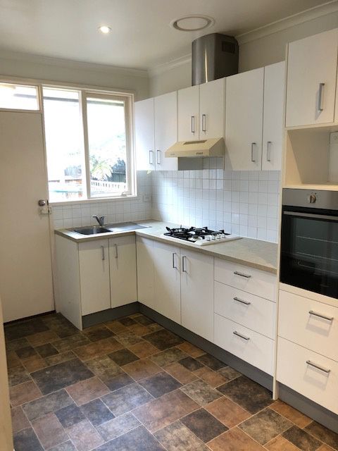 1/3 Bowen Street, Hughesdale, VIC 3166