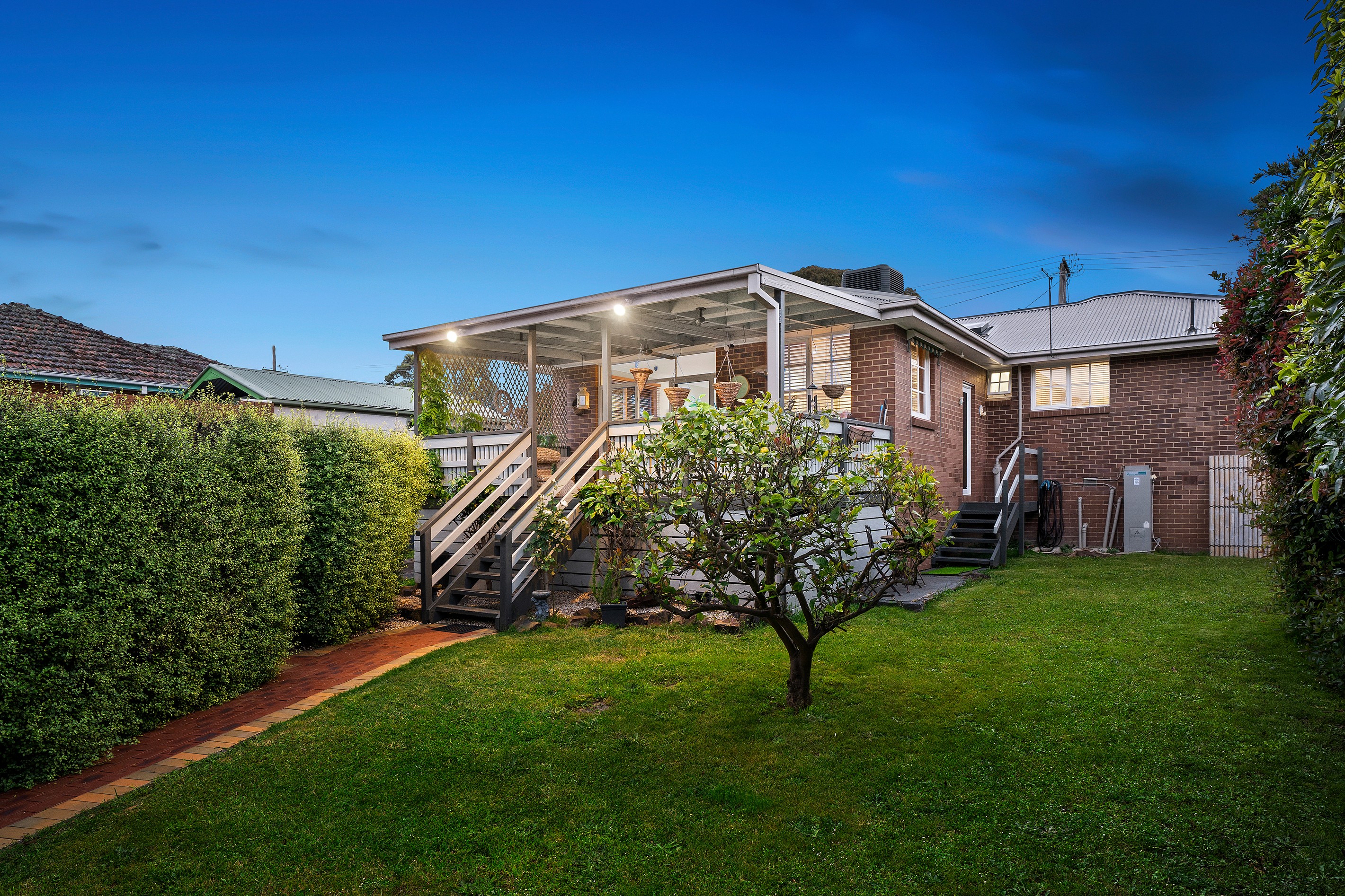 37 Linda Crescent, Ferntree Gully, VIC 3156