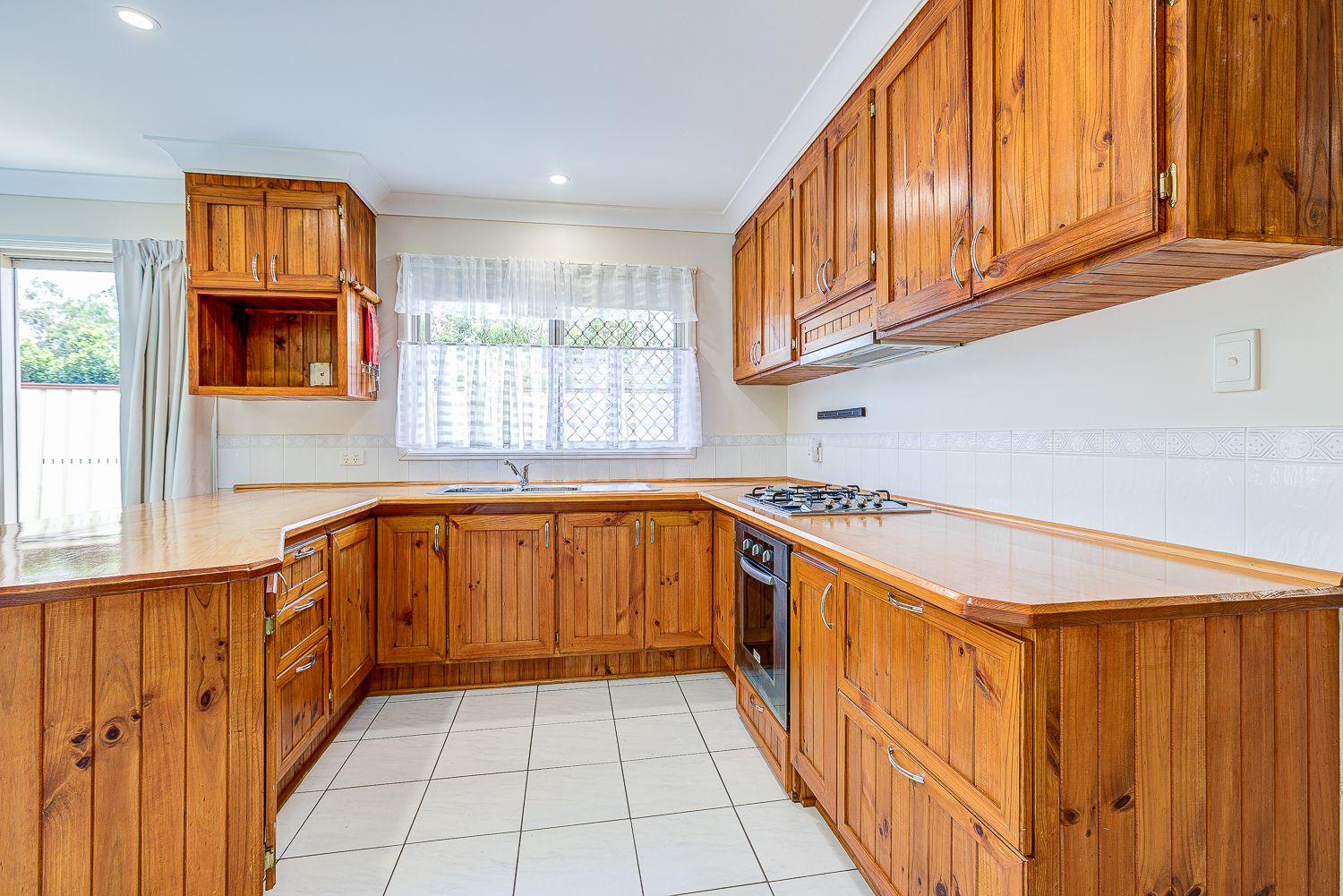 15 Whetton Court, Boronia Heights, QLD 4124