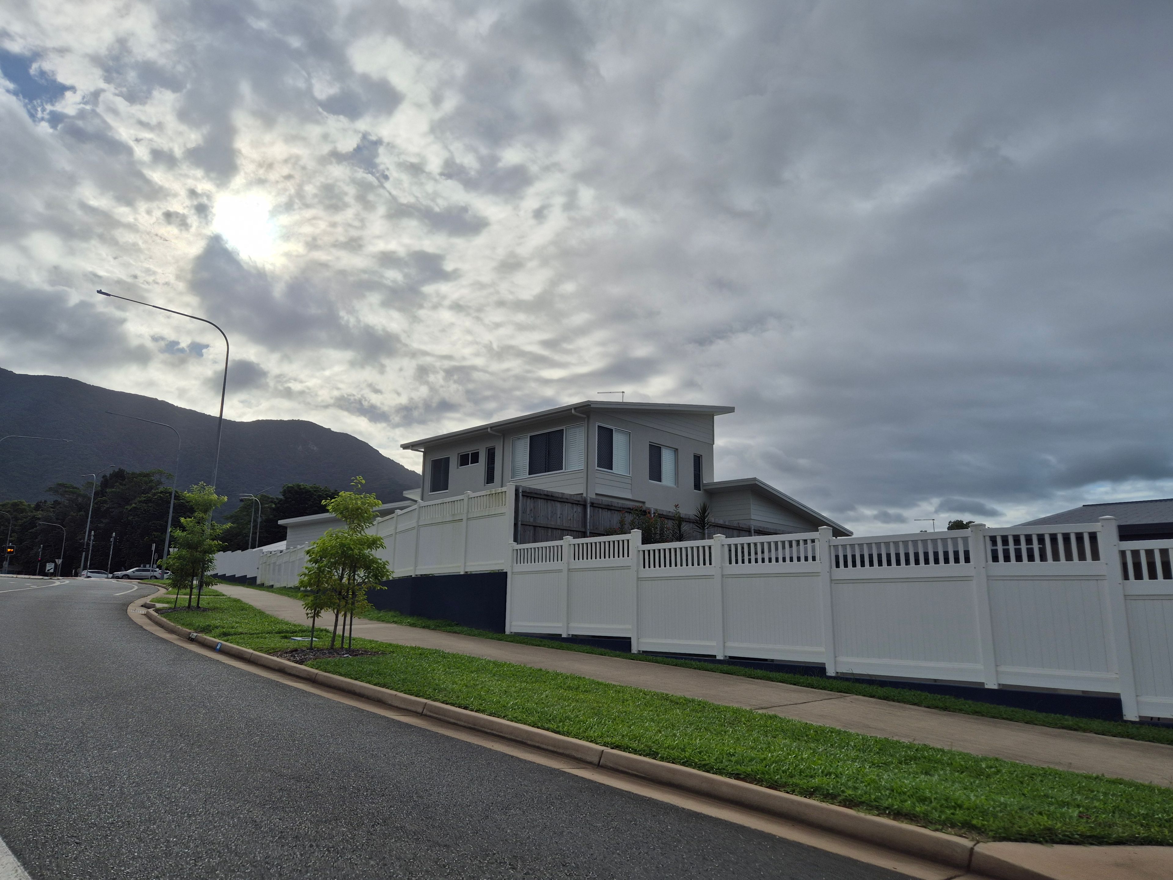 70b Oxbow Circuit, Redlynch, QLD 4870
