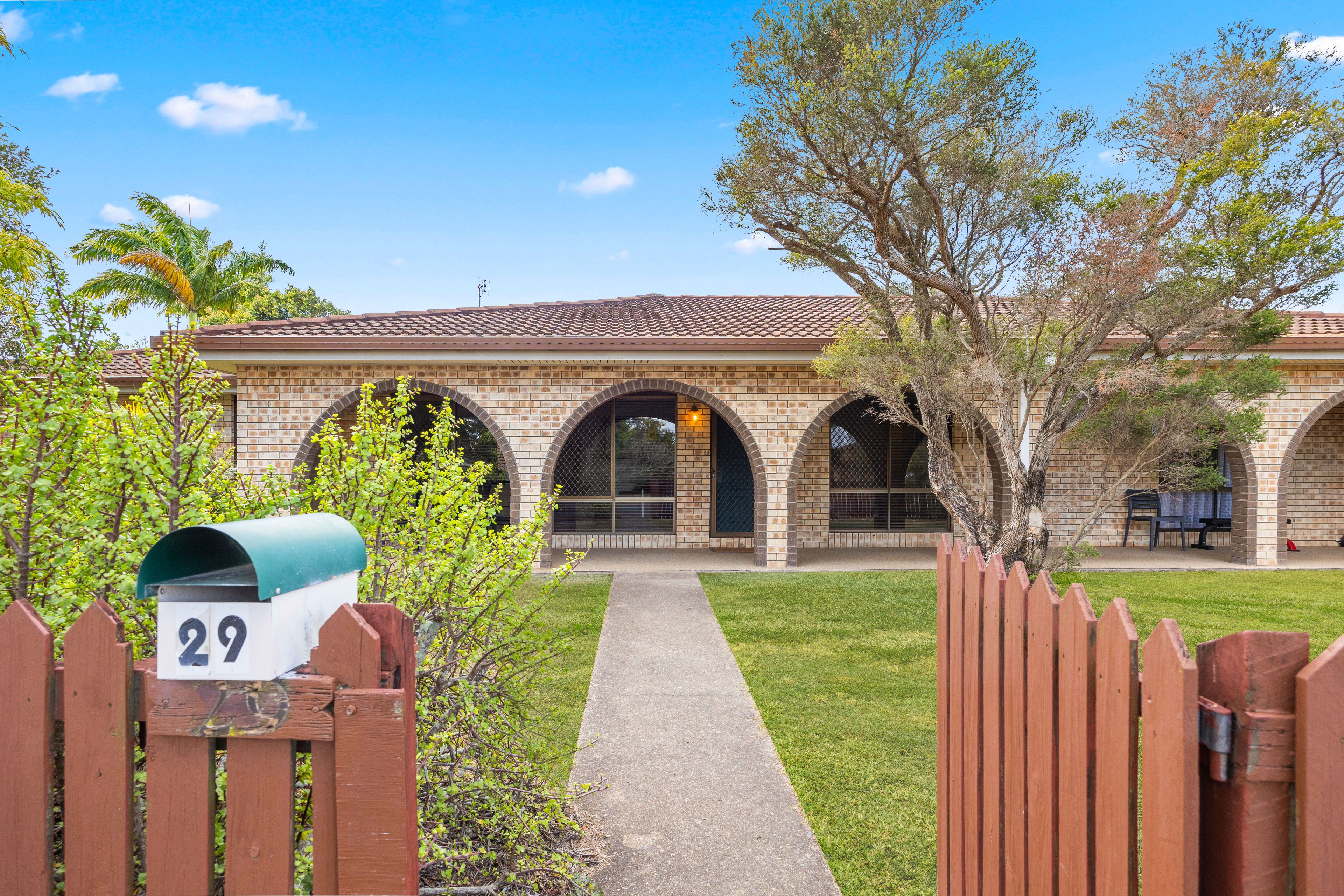 29 Warrego Drive, Point Vernon, QLD 4655