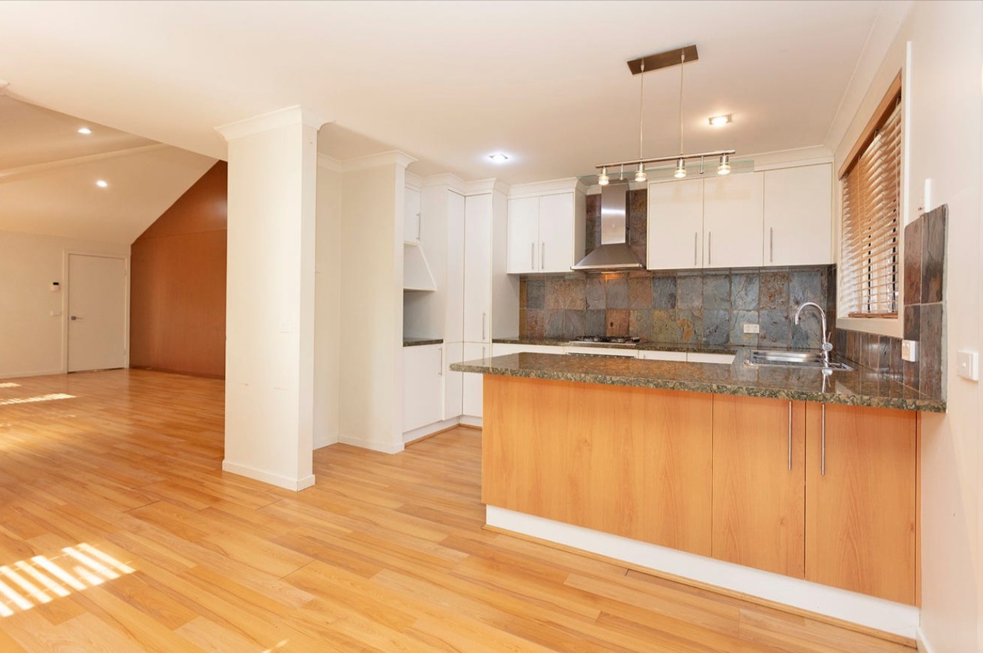 41 Kurrajong Crescent, West Albury, NSW 2640
