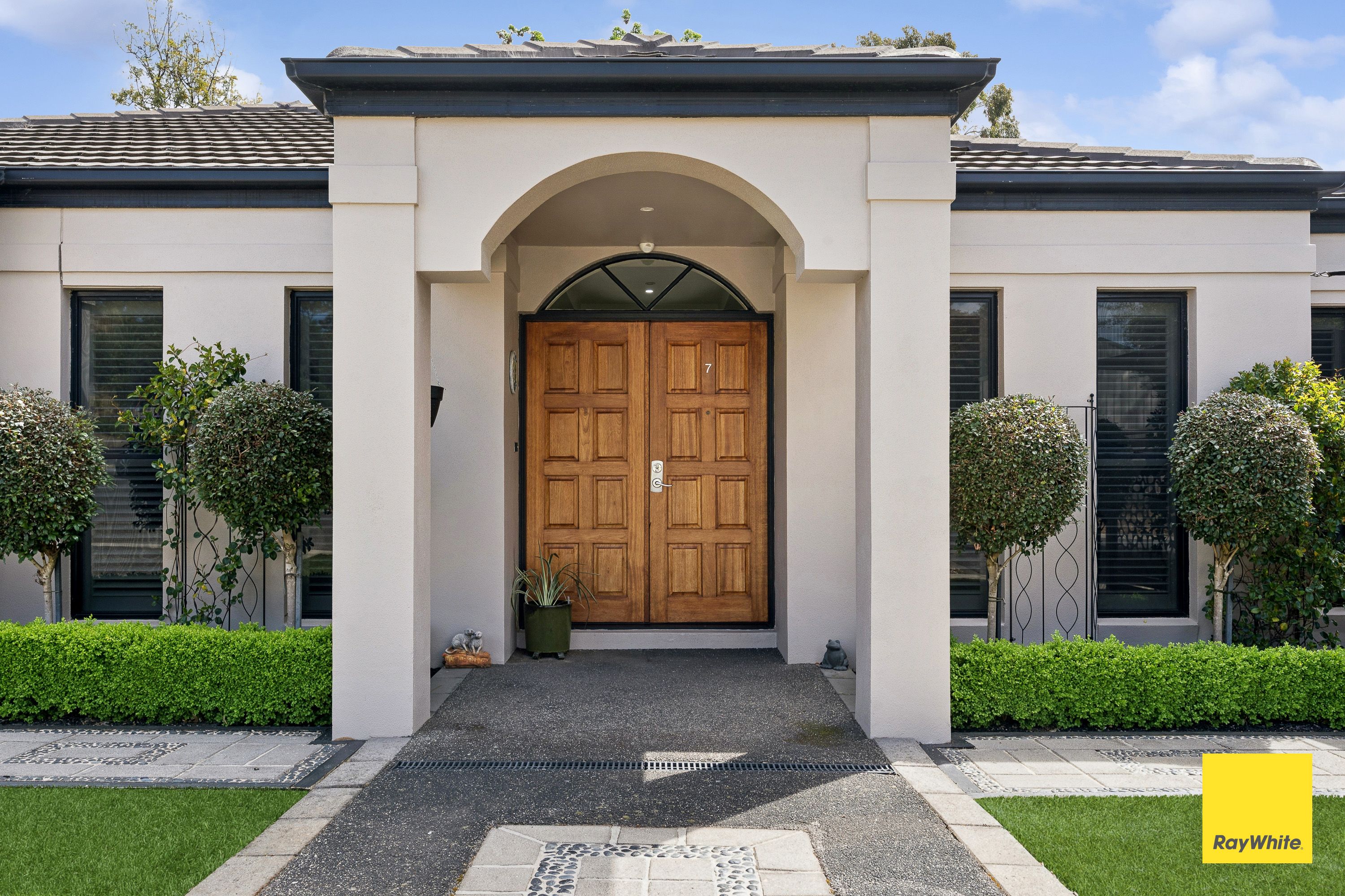 7 The Olive Grove, Strathdale, VIC 3550