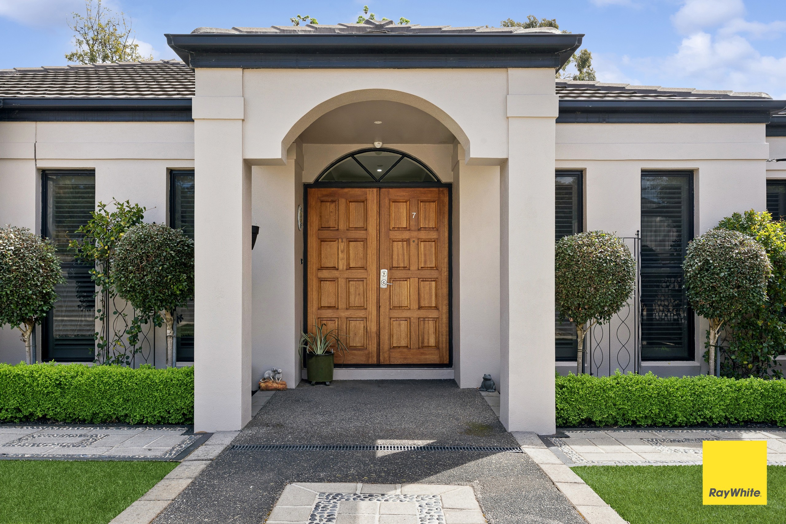 7 The Olive Grove, Strathdale, VIC 3550