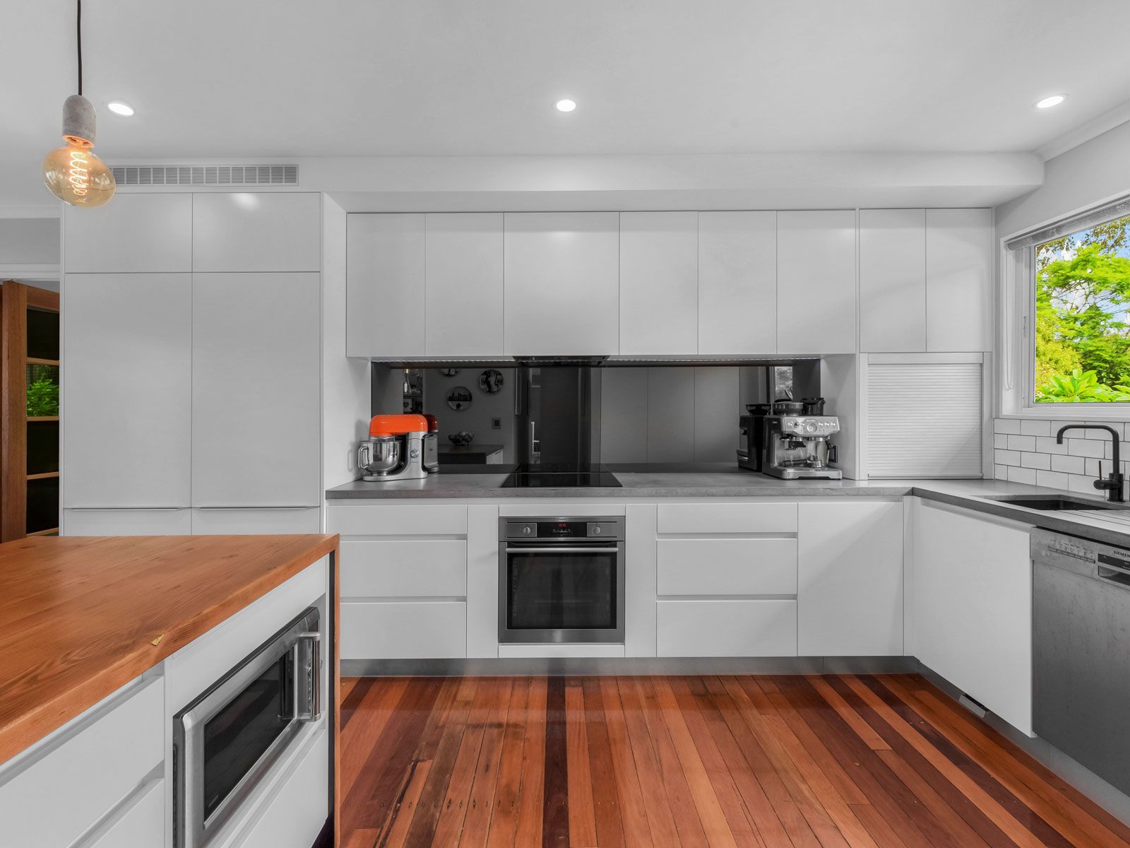 170 Englefield Road, Oxley, QLD 4075