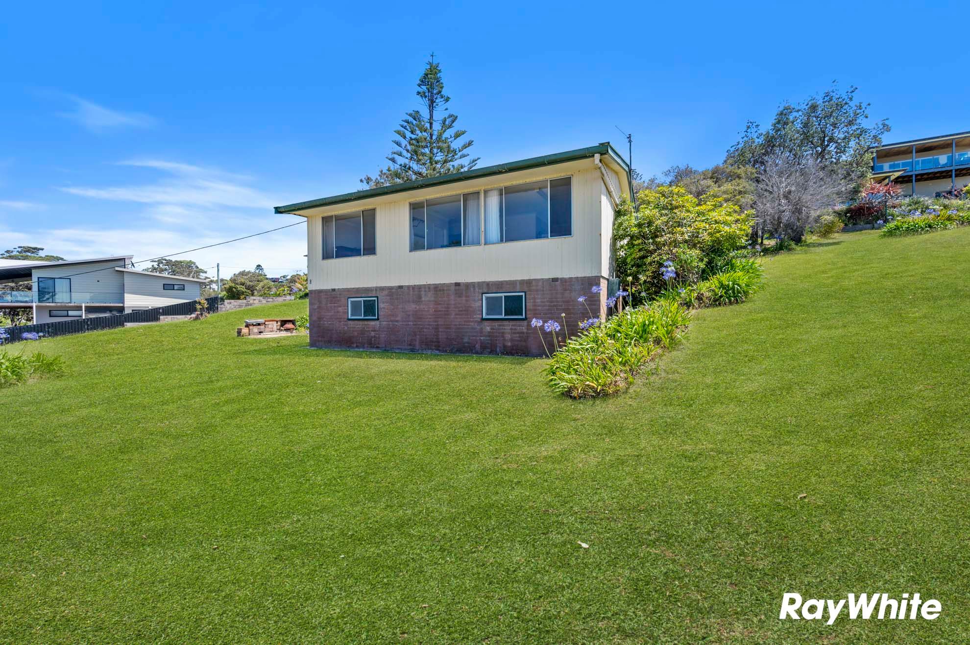 8 Clive Court — photo 20 of 22