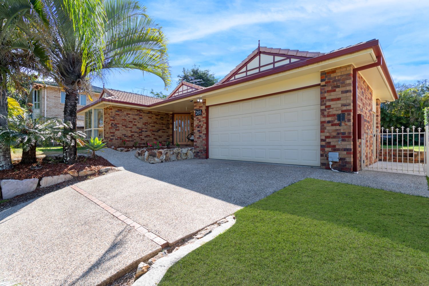 265 Upper Kedron Road, Ferny Grove QLD 4055