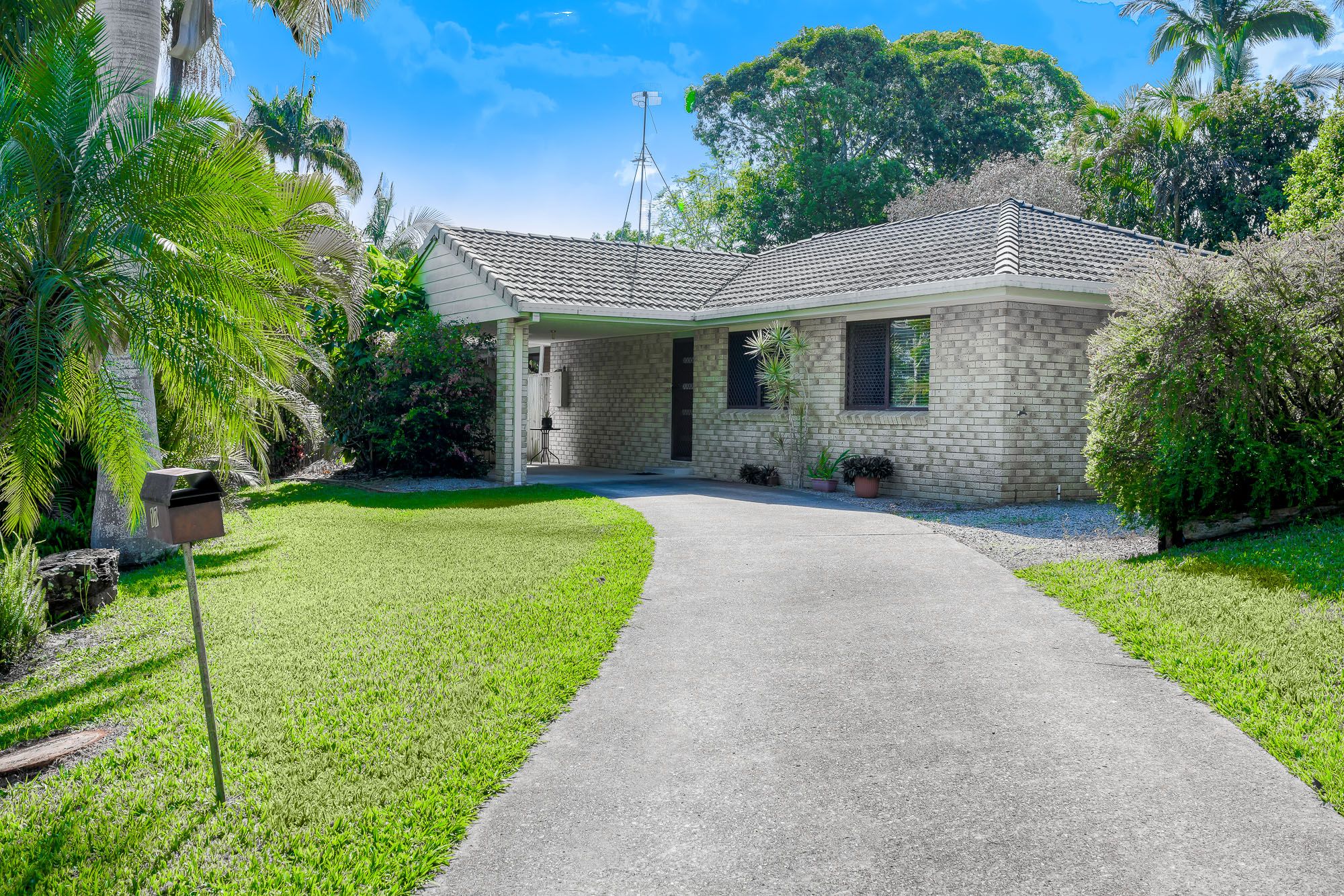 17 Avocado Crescent, Bli Bli QLD 4560