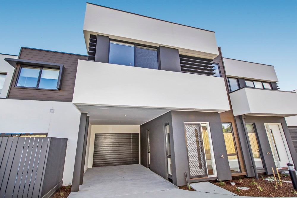 2/8 Hillview Avenue, Rowville, VIC 3178